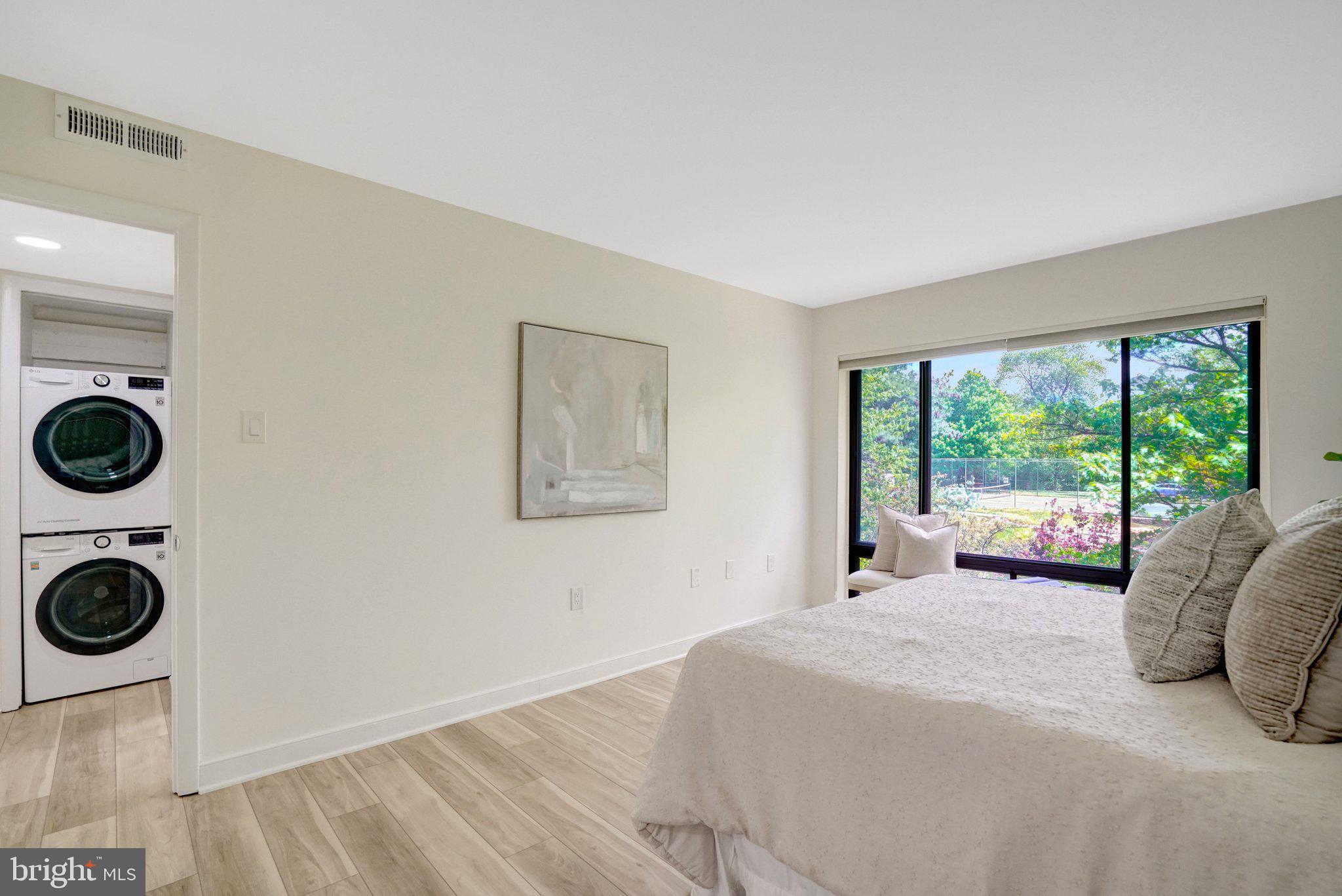 128 ROBERTS LANE 400