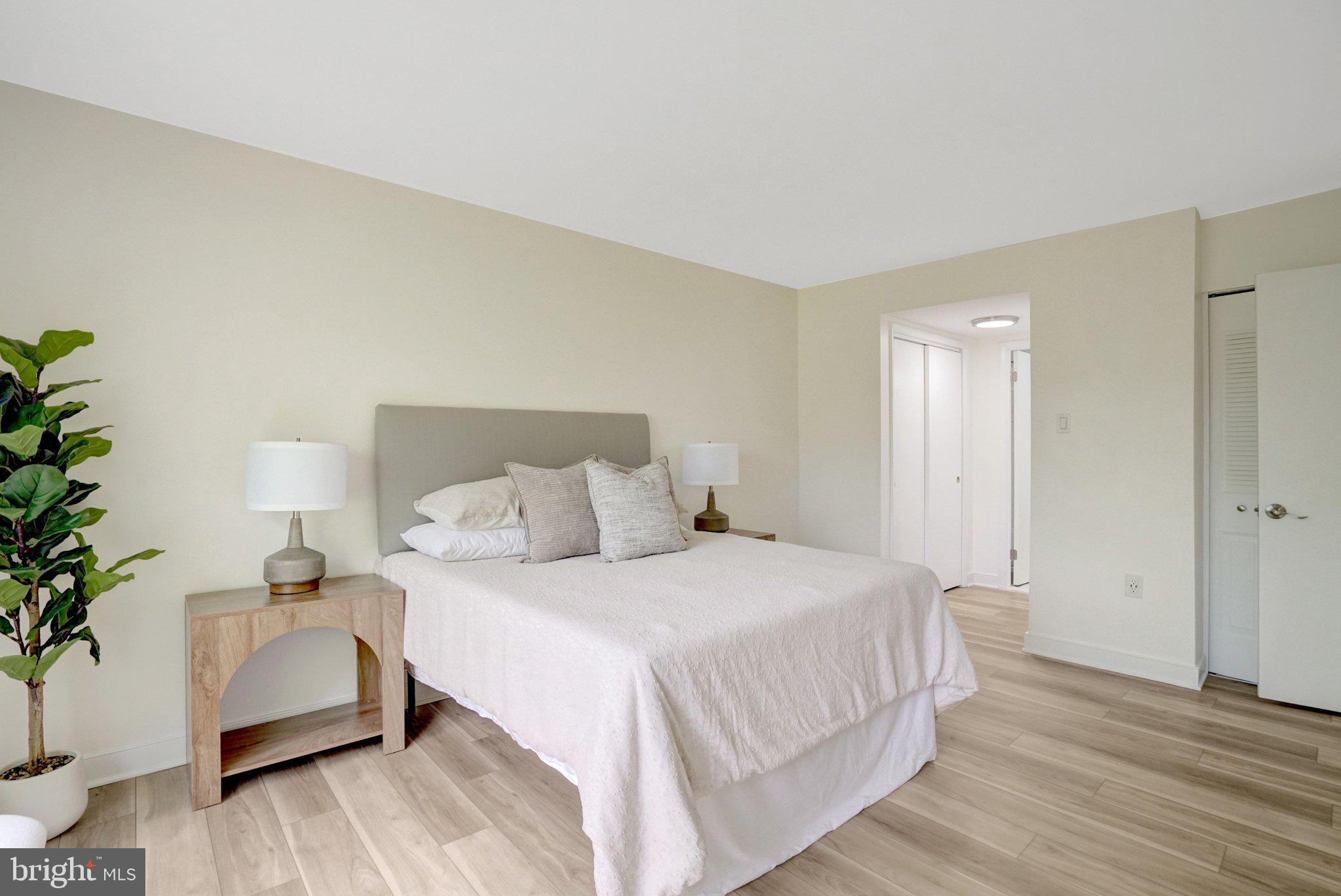 128 ROBERTS LANE 400