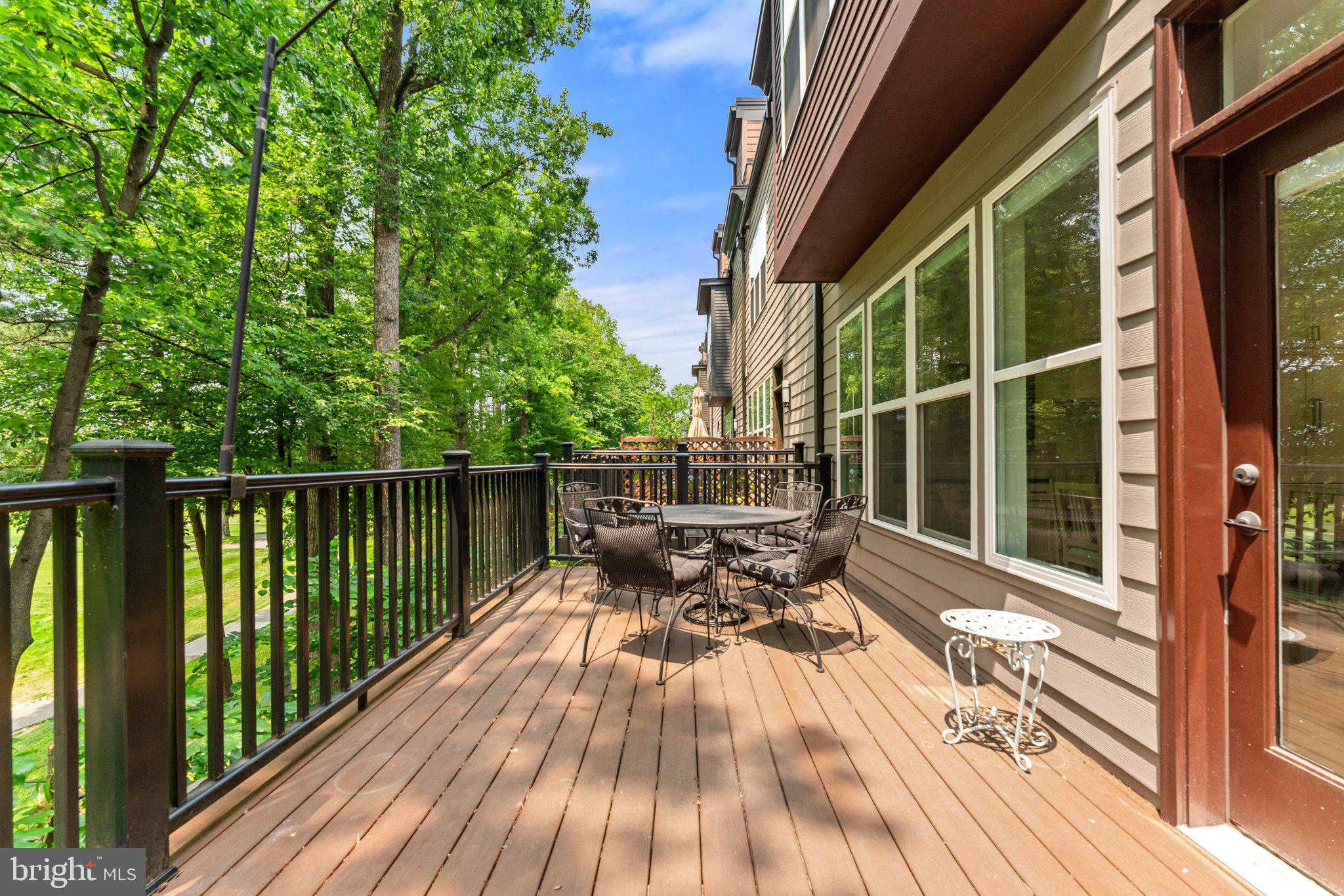 3546 SUTTON HEIGHTS CIRCLE