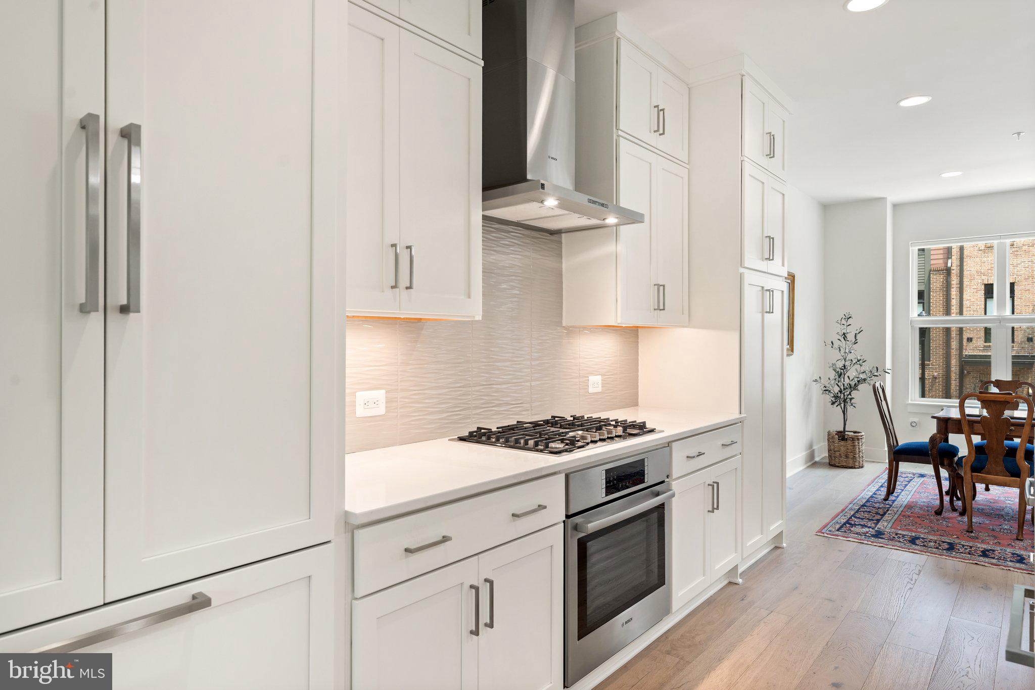 3546 SUTTON HEIGHTS CIRCLE