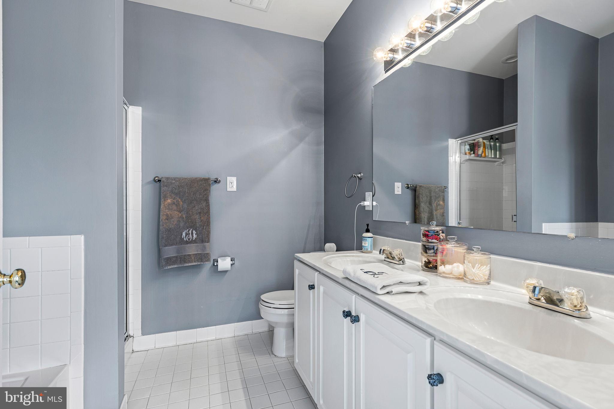 6577 GRANGE LANE 403