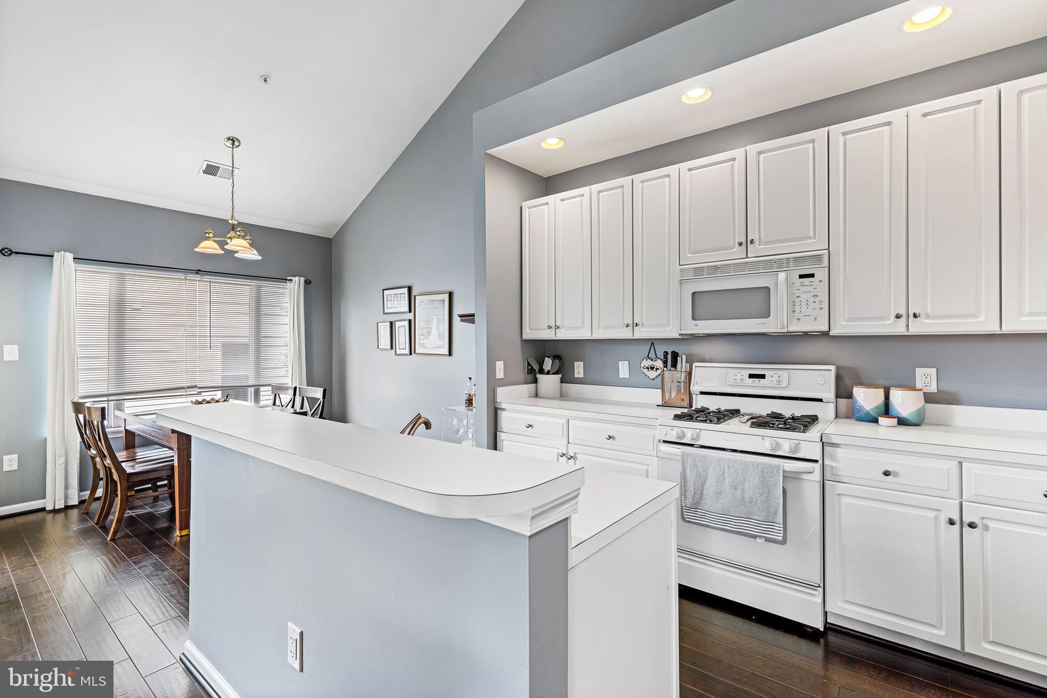 6577 GRANGE LANE 403