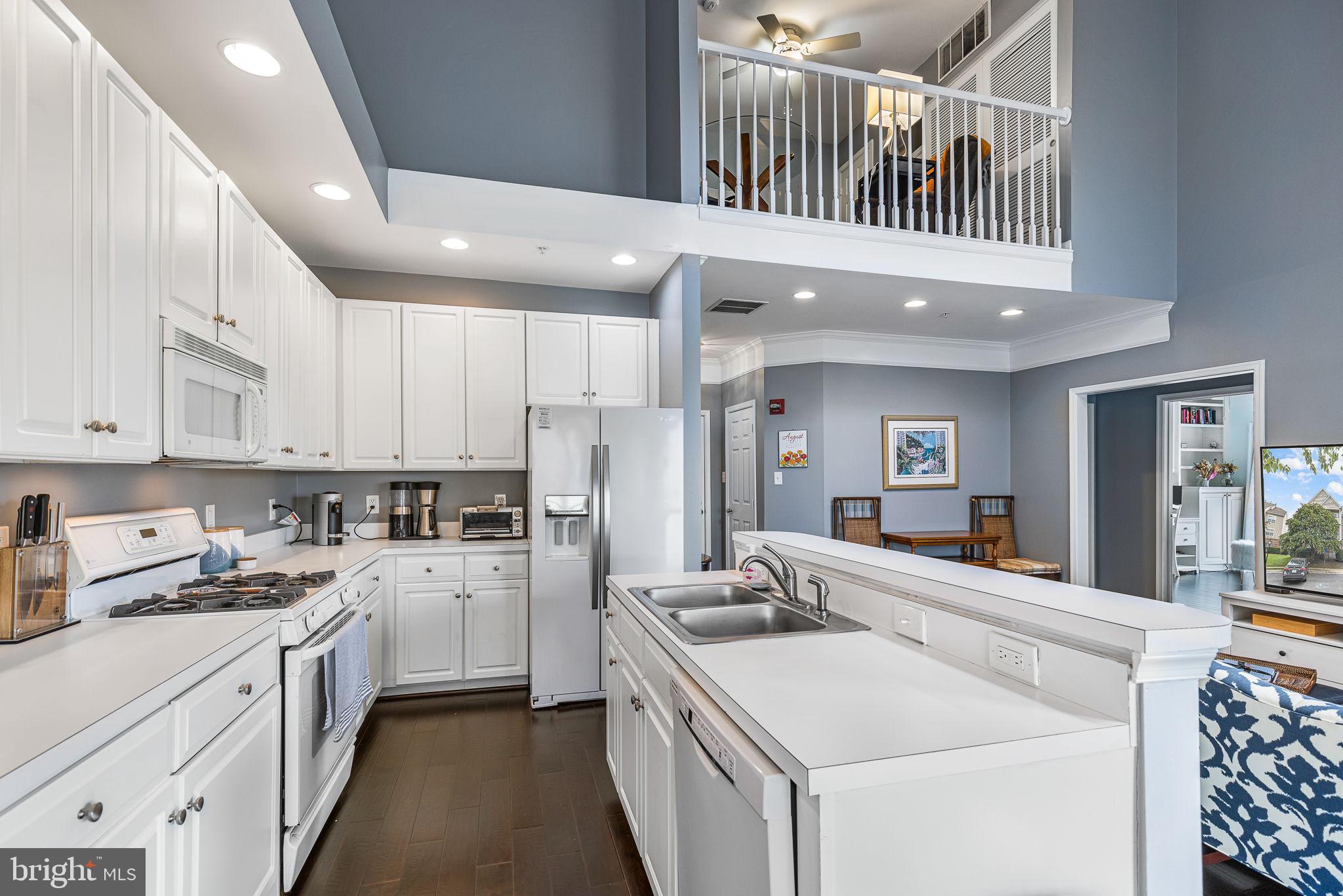 6577 GRANGE LANE 403