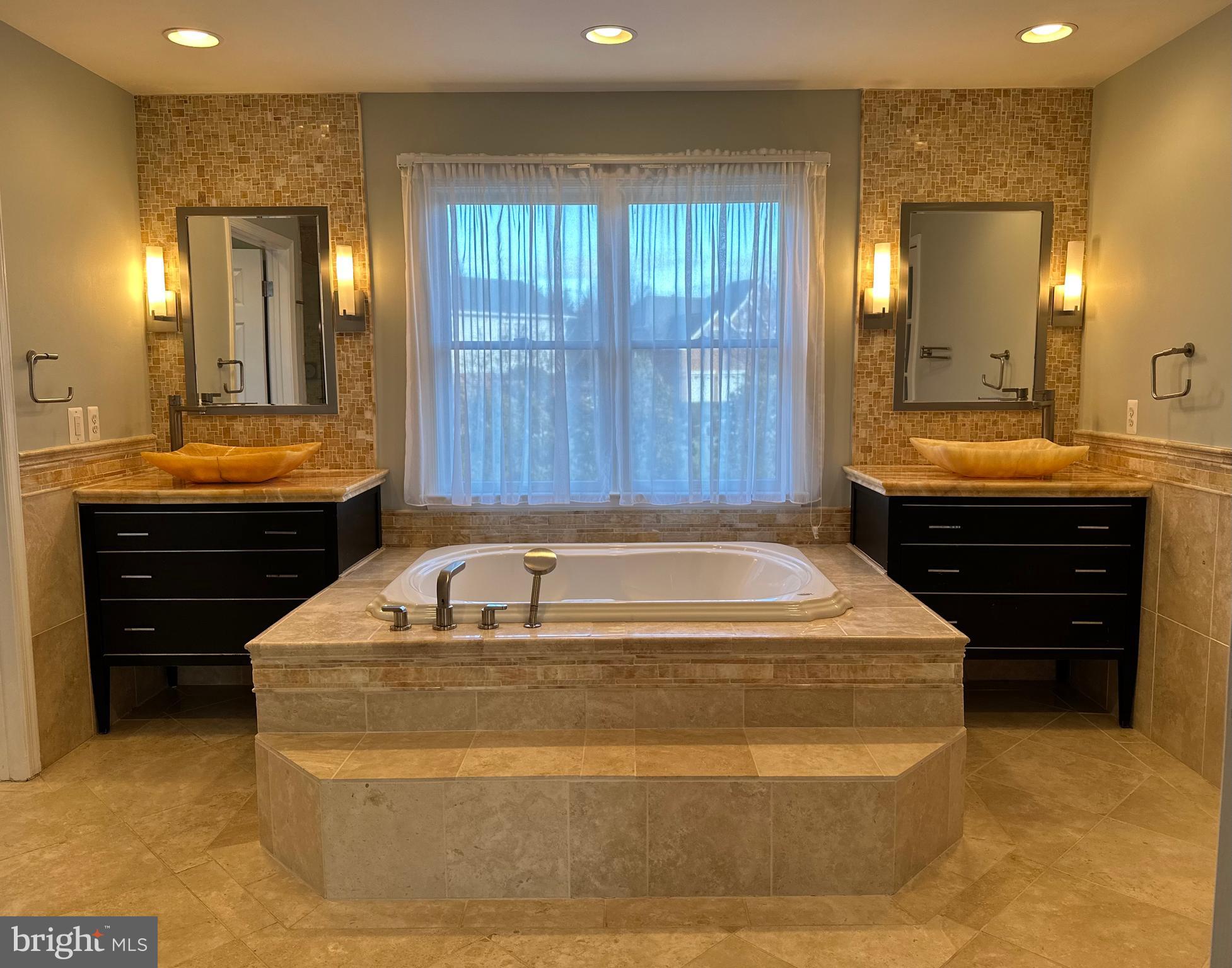 3215 SPRING RAIN COURT