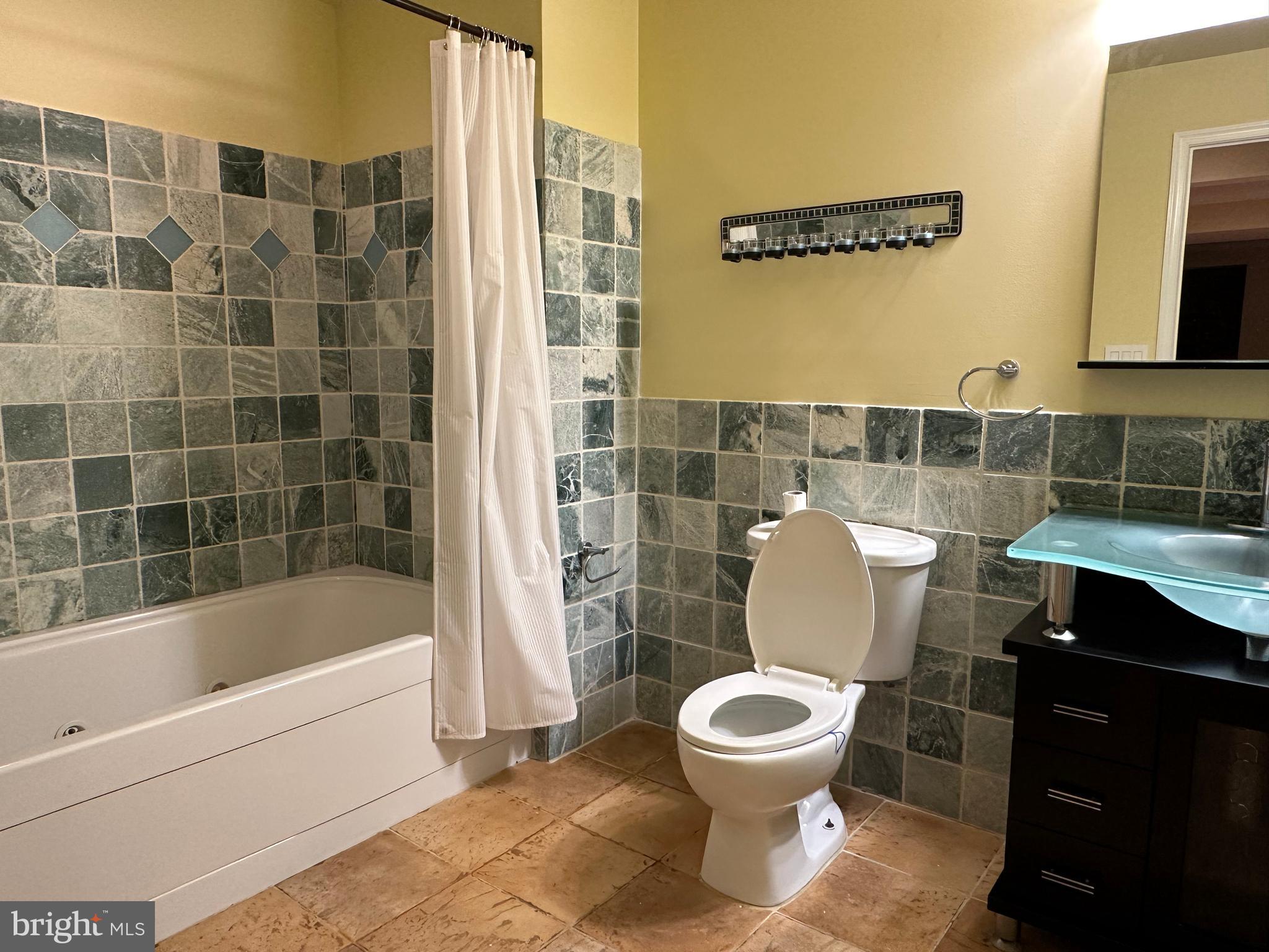3215 SPRING RAIN COURT
