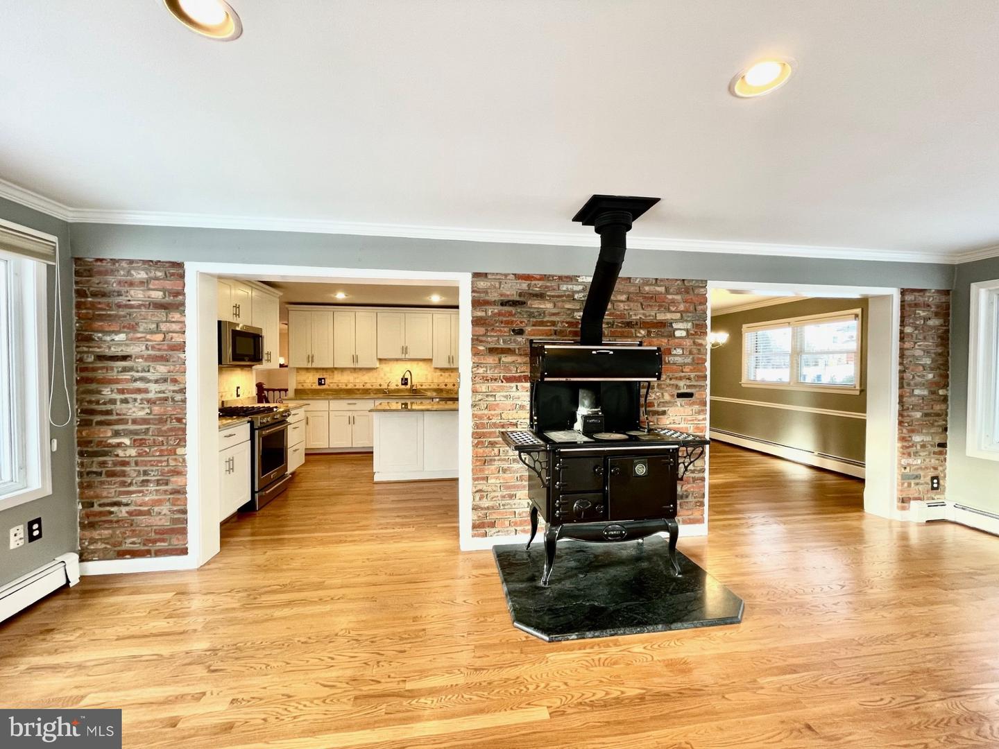 9621 Atwood Rd