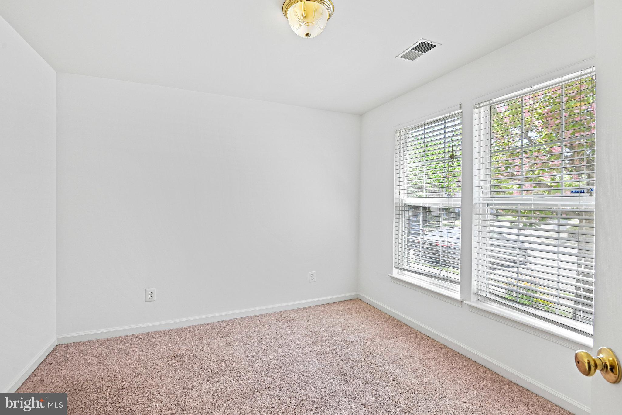 2567 CHASE WELLESLEY DRIVE