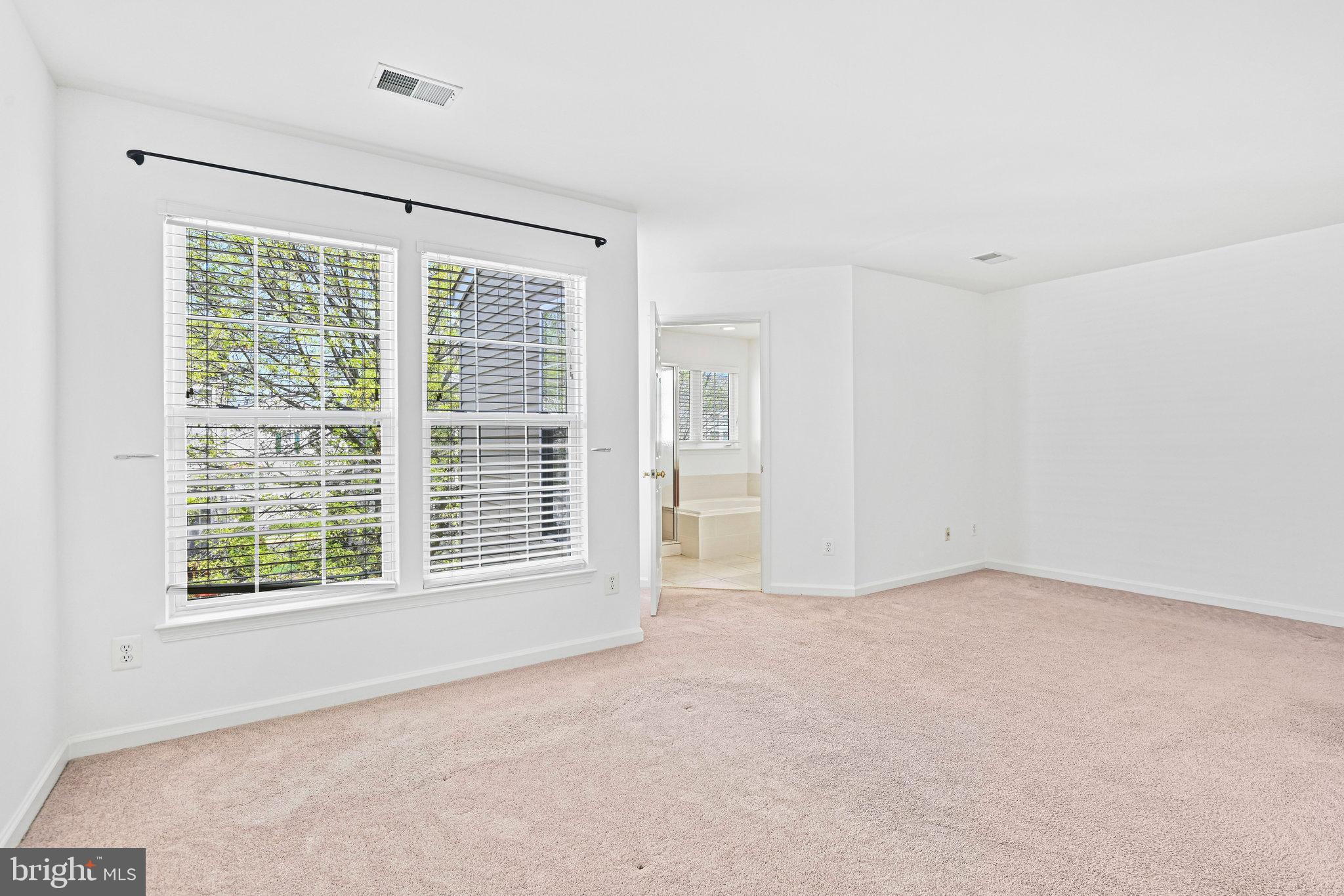 2567 CHASE WELLESLEY DRIVE