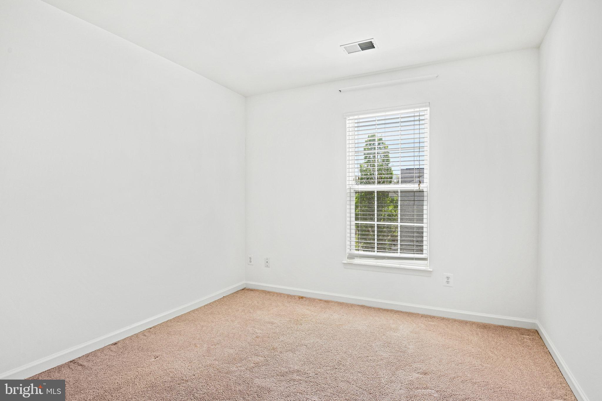2567 CHASE WELLESLEY DRIVE
