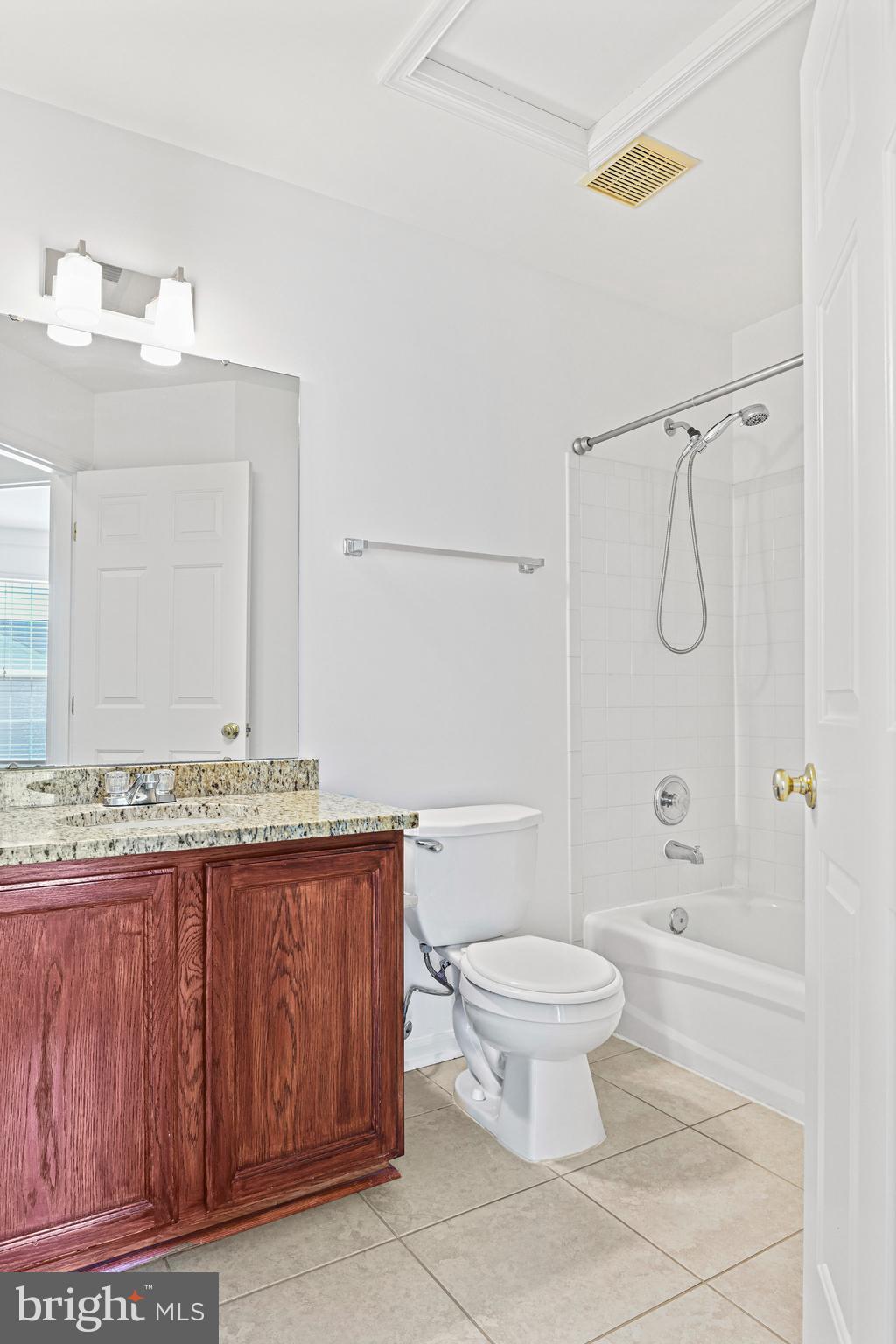 2567 CHASE WELLESLEY DRIVE