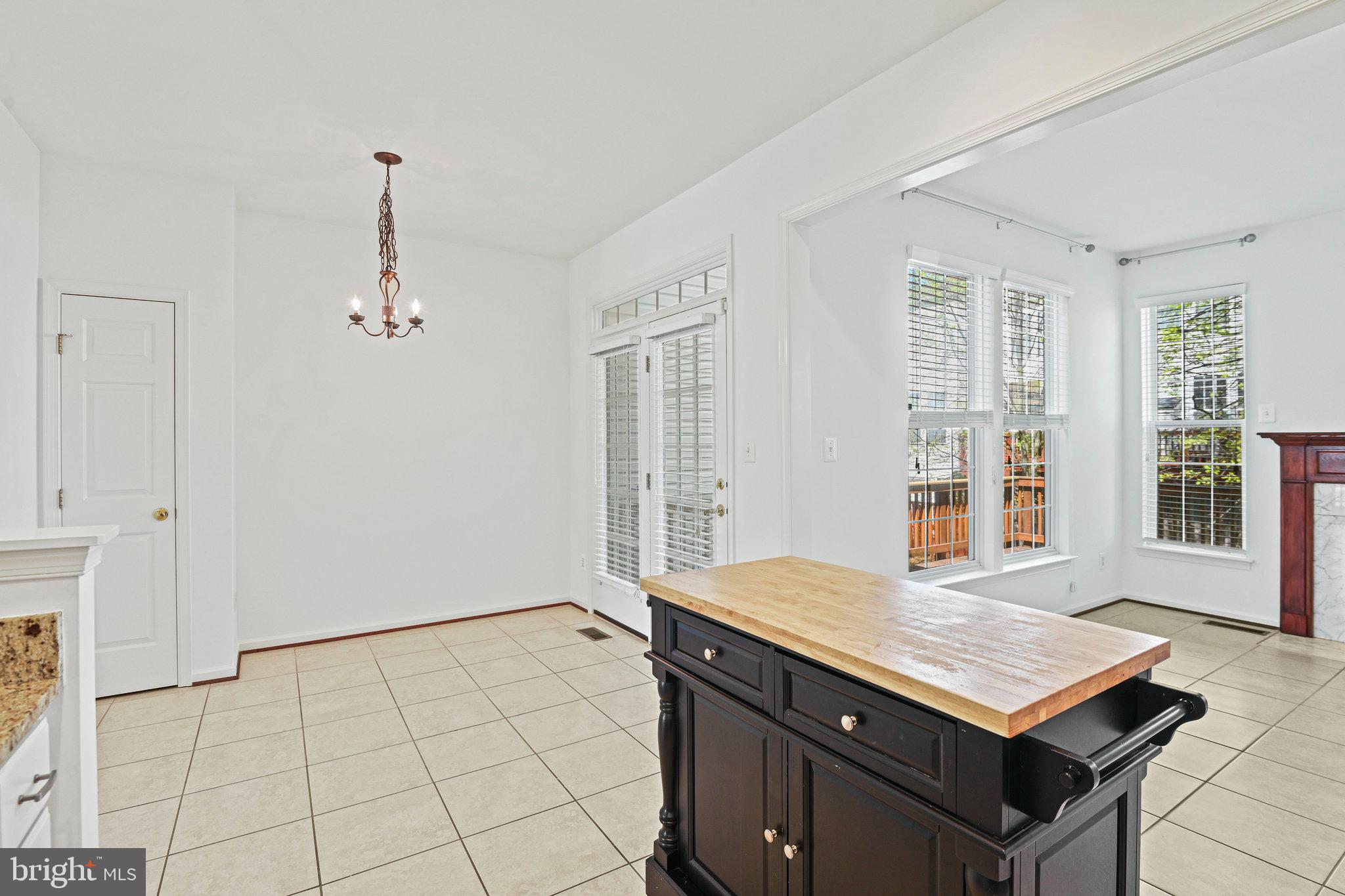 2567 CHASE WELLESLEY DRIVE