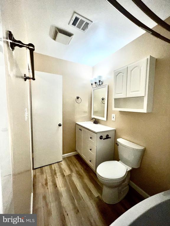 7936 ORANGE PLANK ROAD