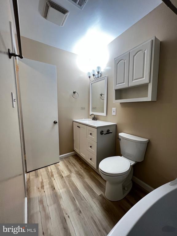 7936 ORANGE PLANK ROAD