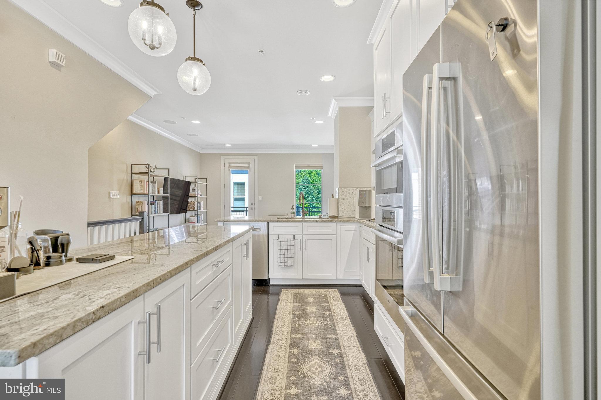 4971 LAKESIDE CROSSING