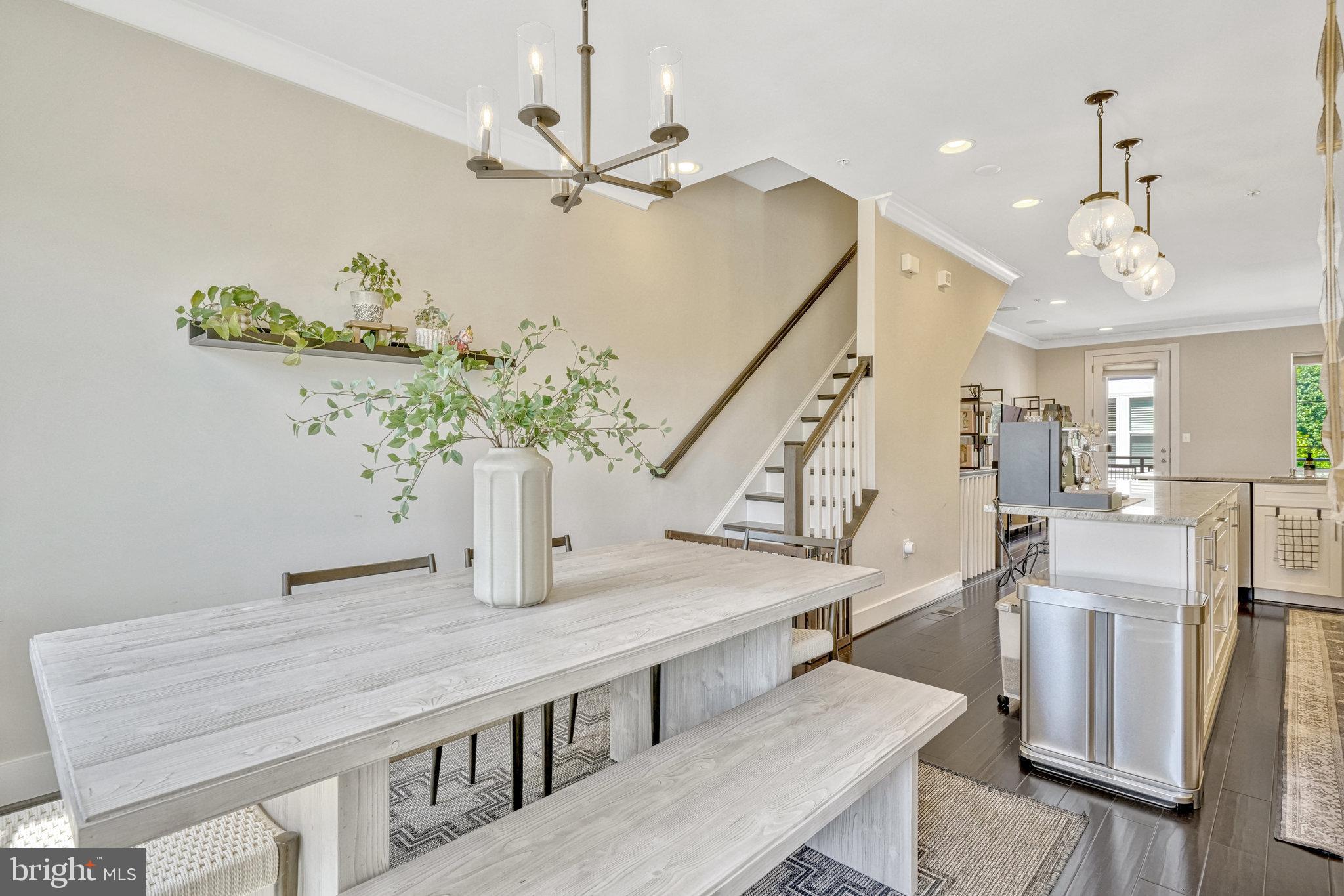 4971 LAKESIDE CROSSING