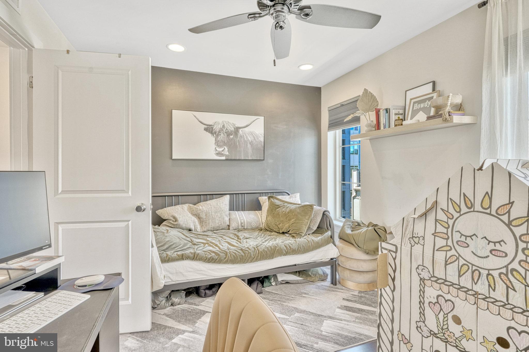 4971 LAKESIDE CROSSING