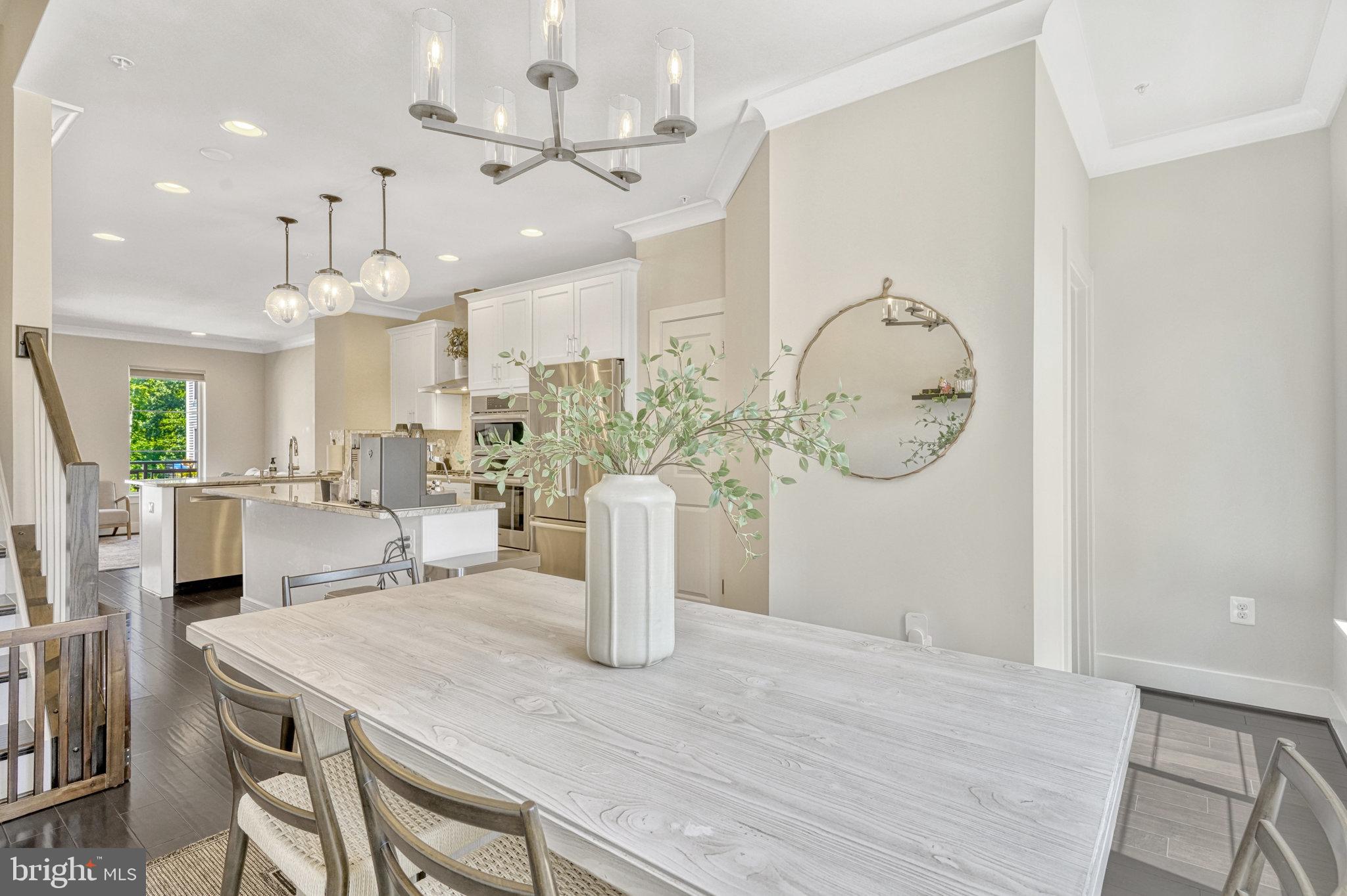 4971 LAKESIDE CROSSING