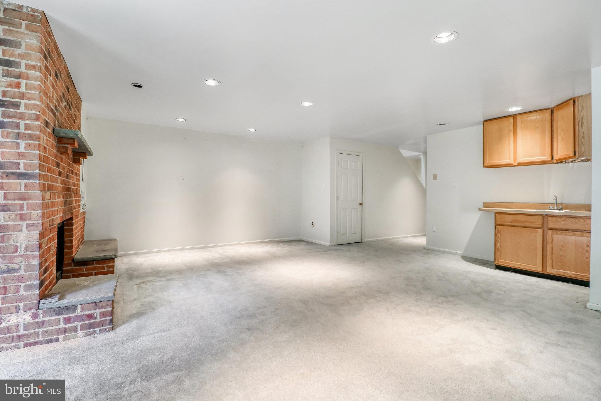 3964 ROSEBAY COURT
