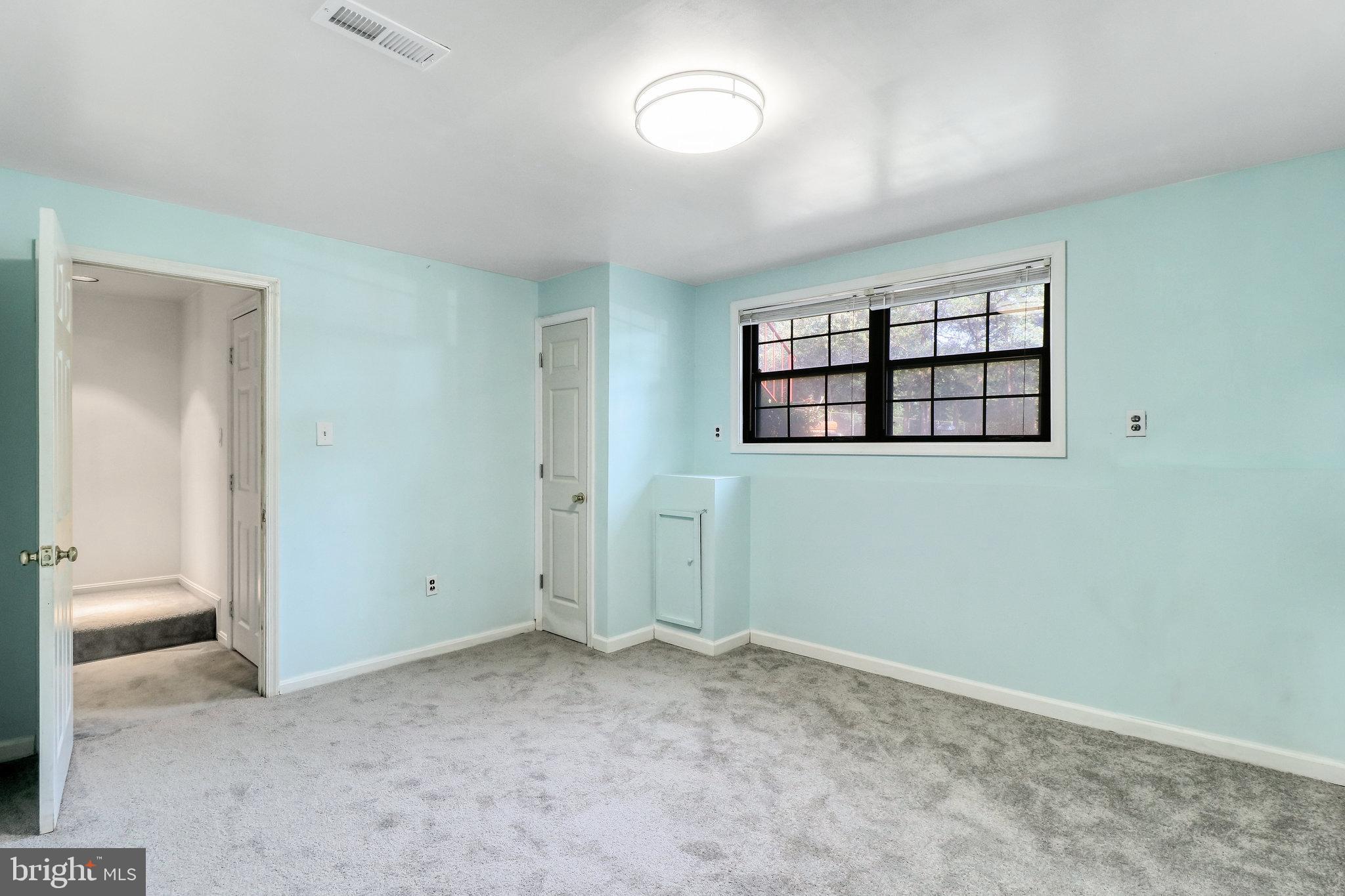 3964 ROSEBAY COURT