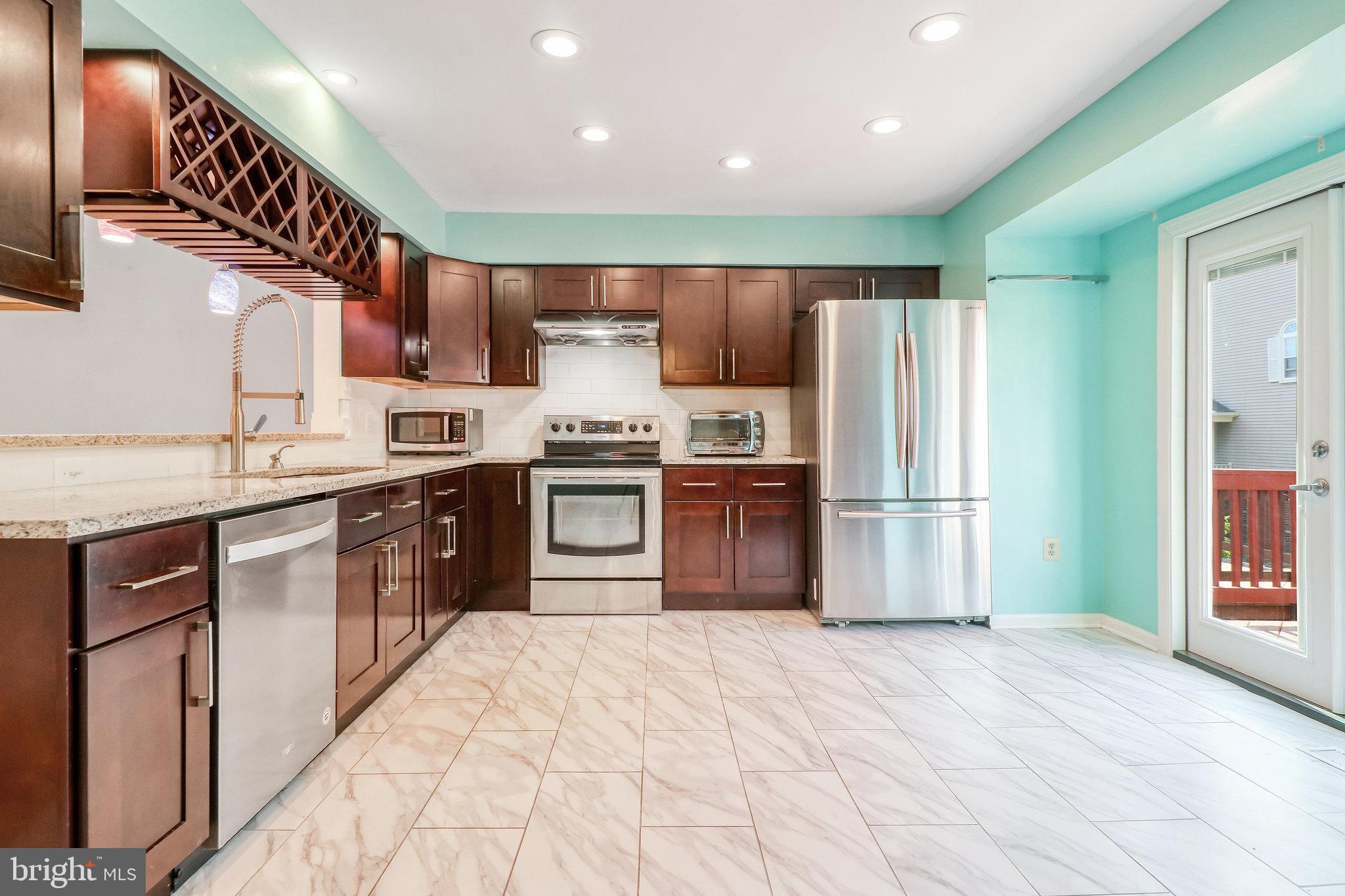3964 ROSEBAY COURT