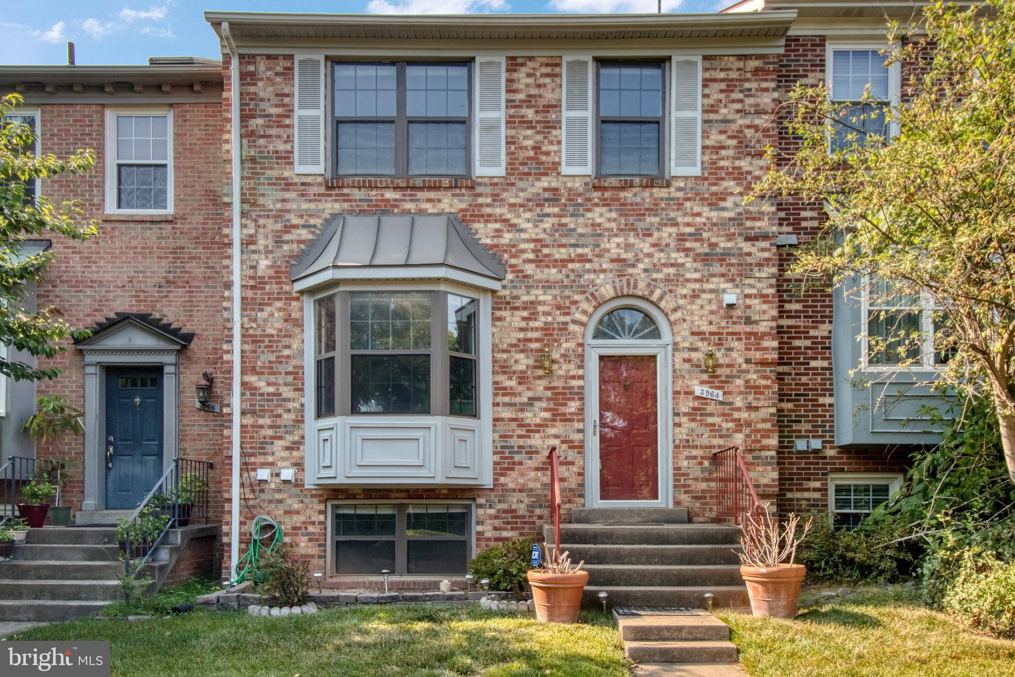 3964 ROSEBAY COURT
