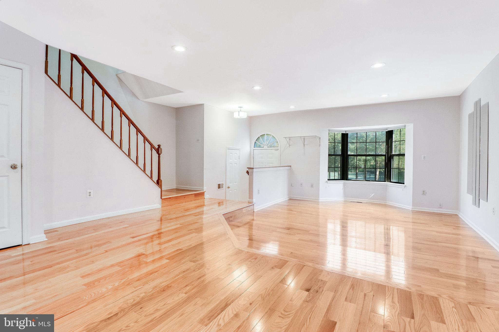 3964 ROSEBAY COURT