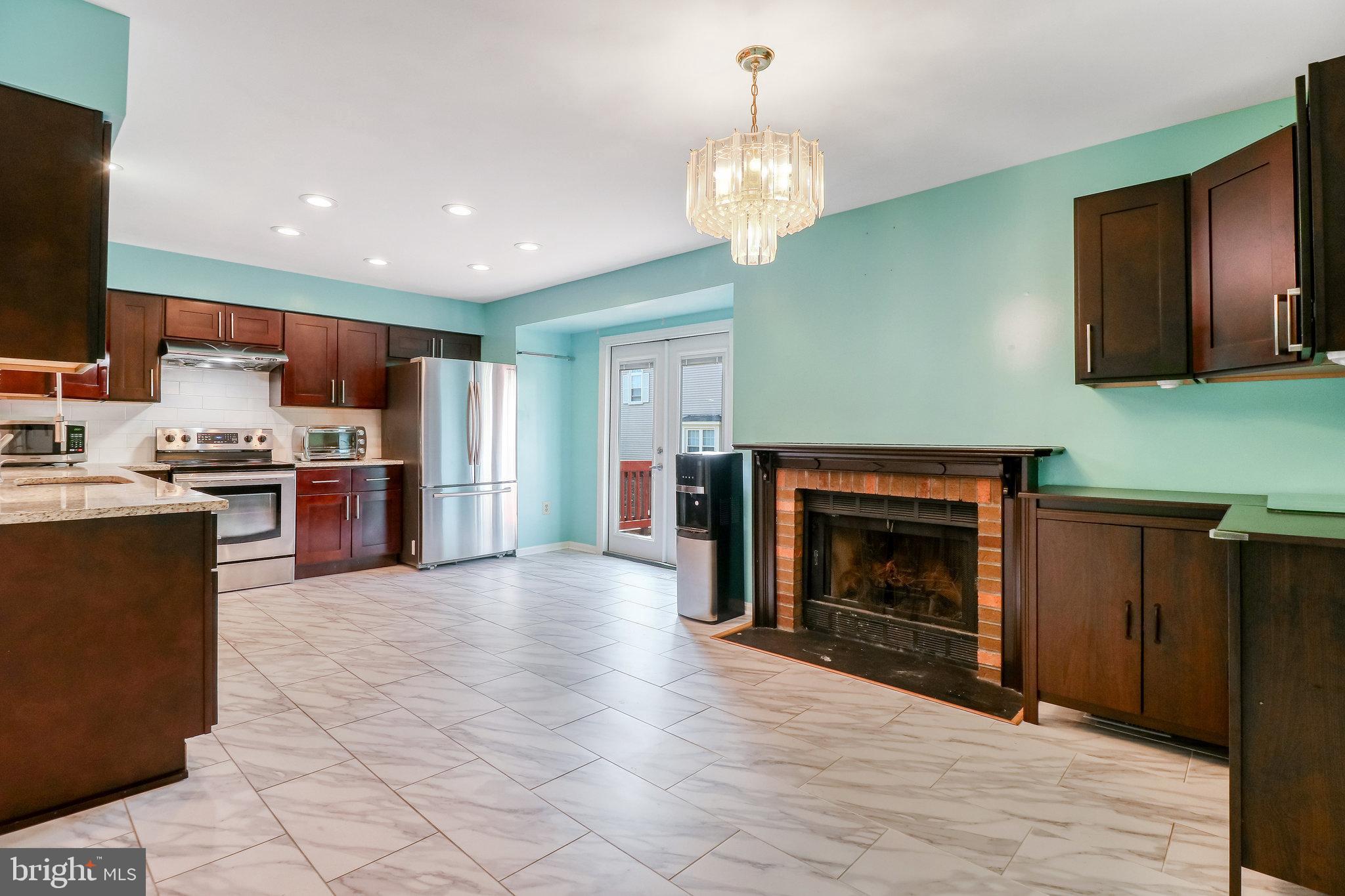 3964 ROSEBAY COURT