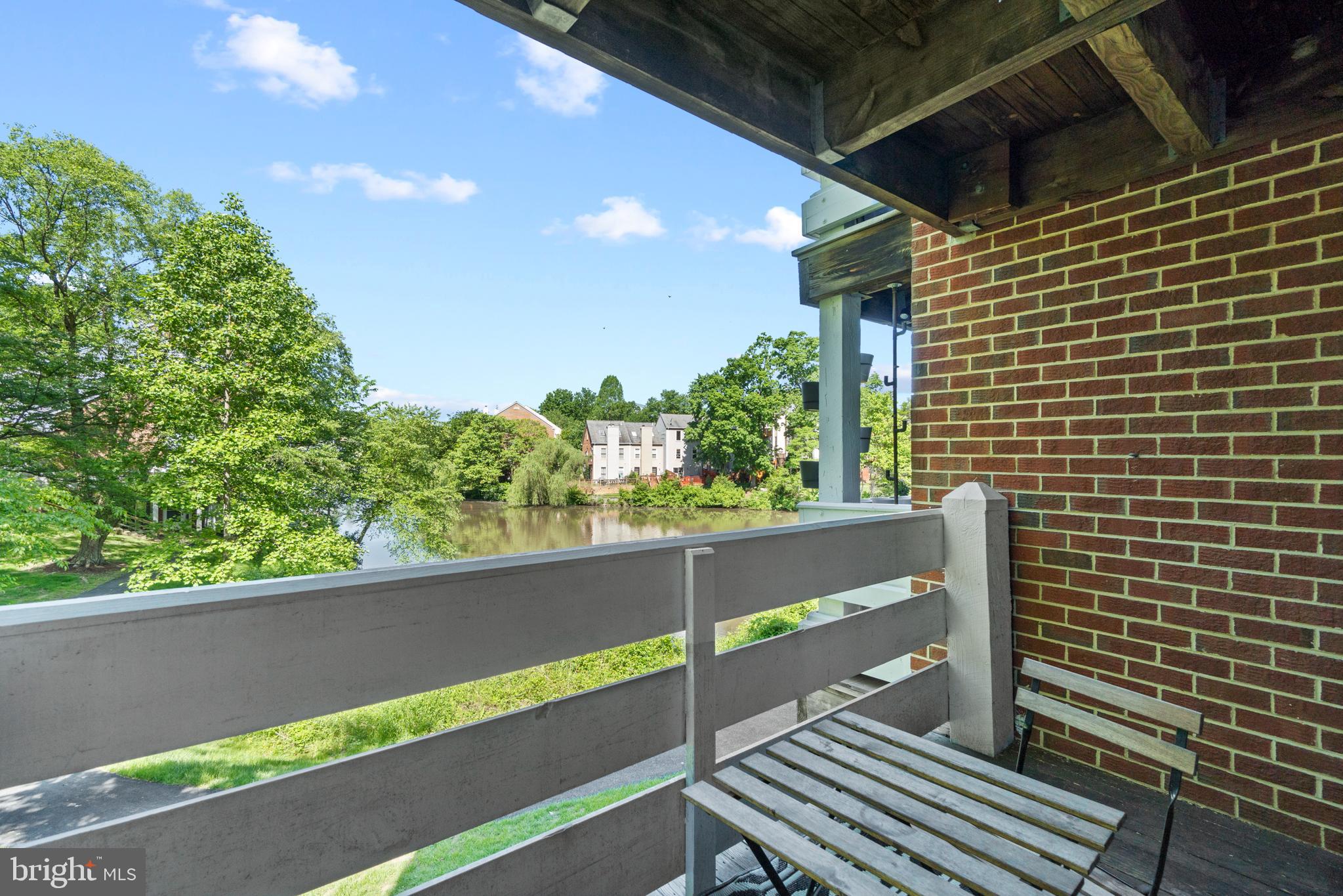 7594 LAKESIDE VILLAGE DRIVE F F