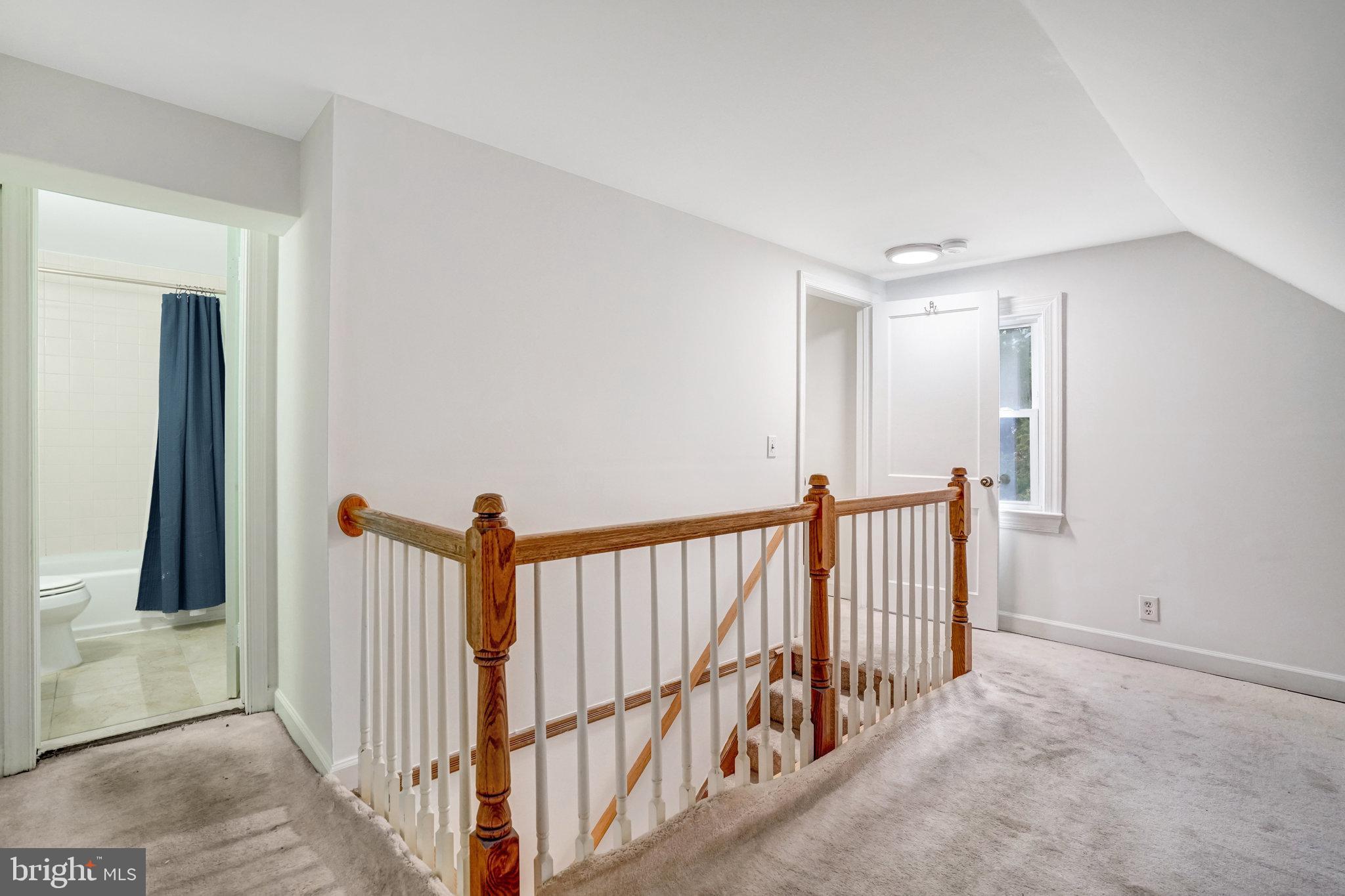 2833 SUMMERFIELD ROAD