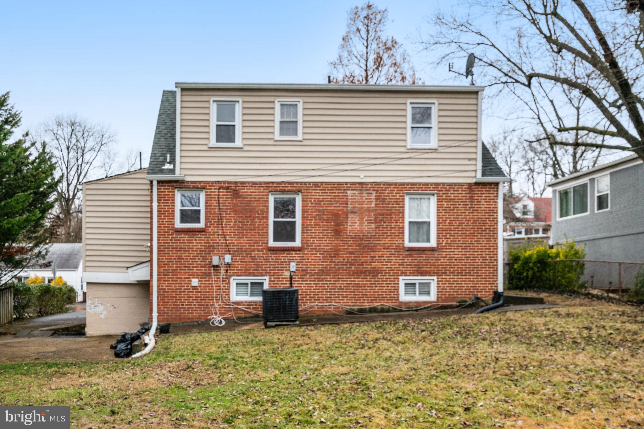 2833 SUMMERFIELD ROAD