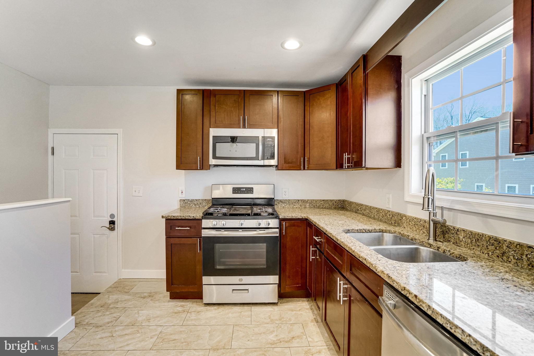 4510 MAYFIELD DRIVE