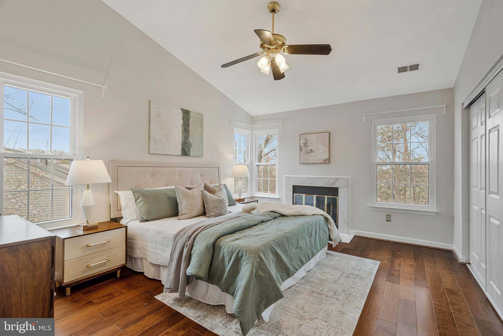 13482 LAKE SHORE DRIVE