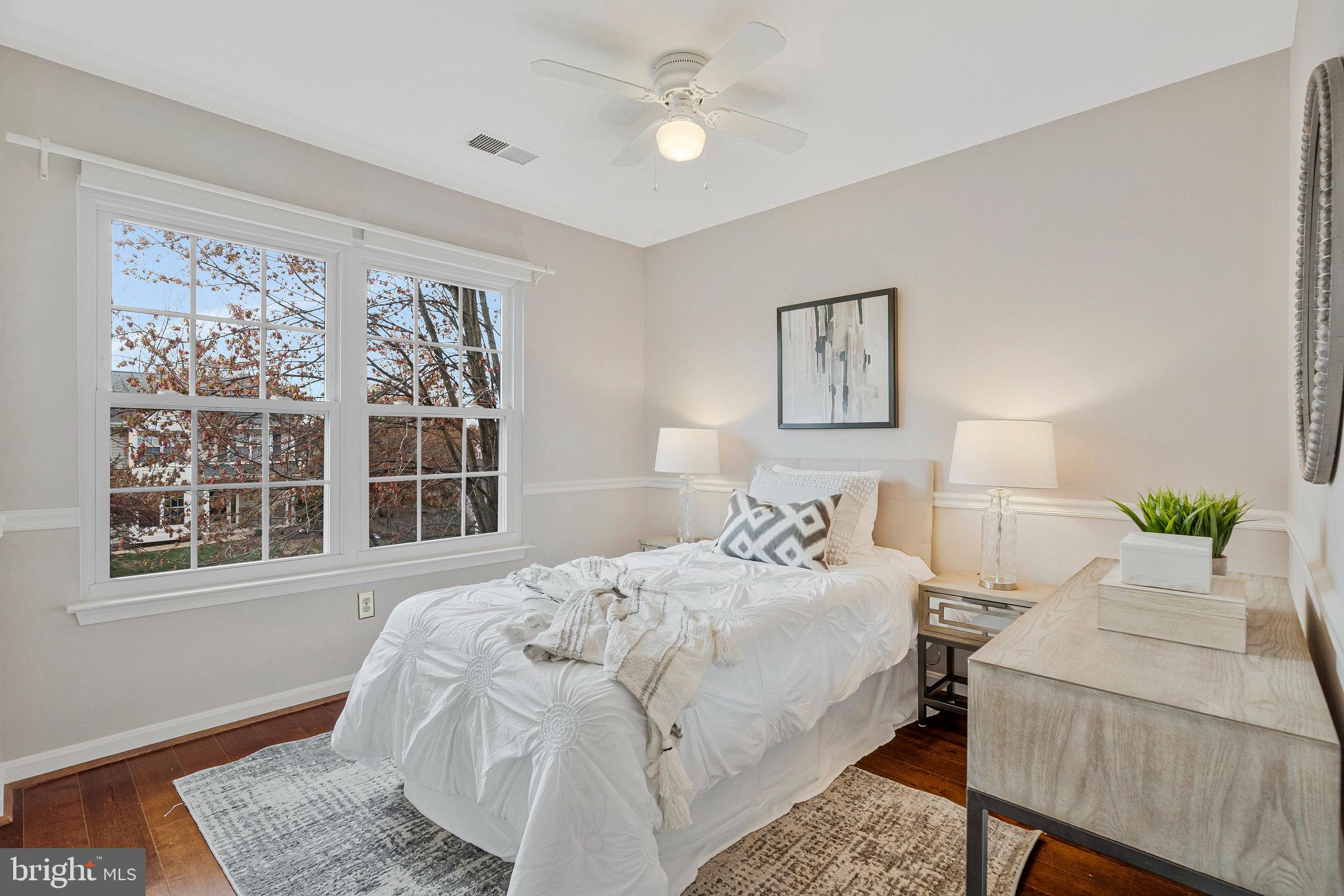 13482 LAKE SHORE DRIVE