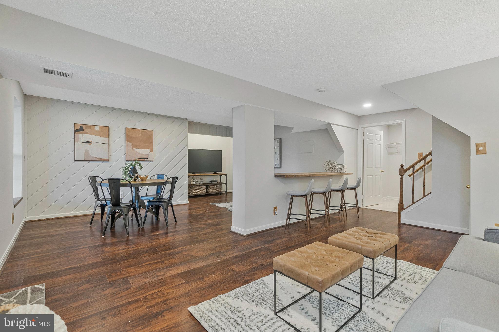 13482 LAKE SHORE DRIVE