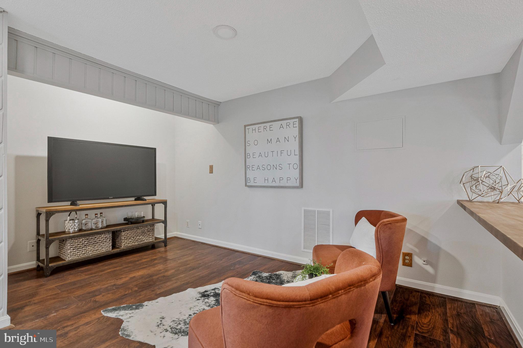 13482 LAKE SHORE DRIVE