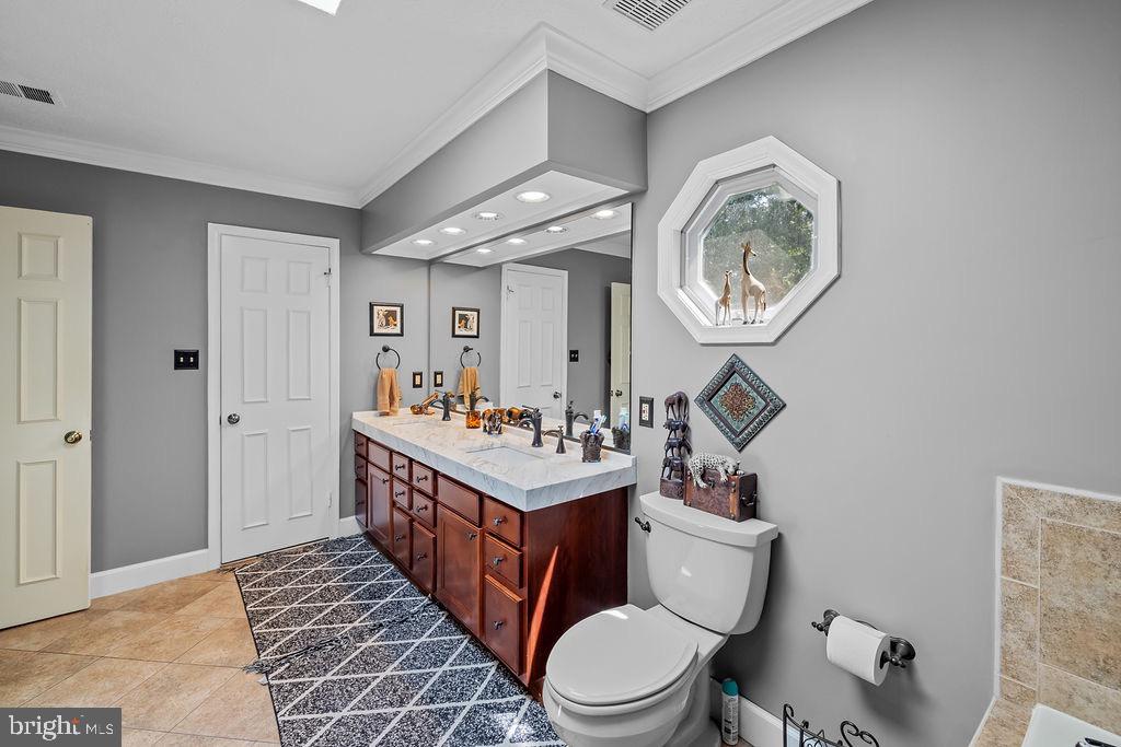 3005 TIMBER WOOD WAY