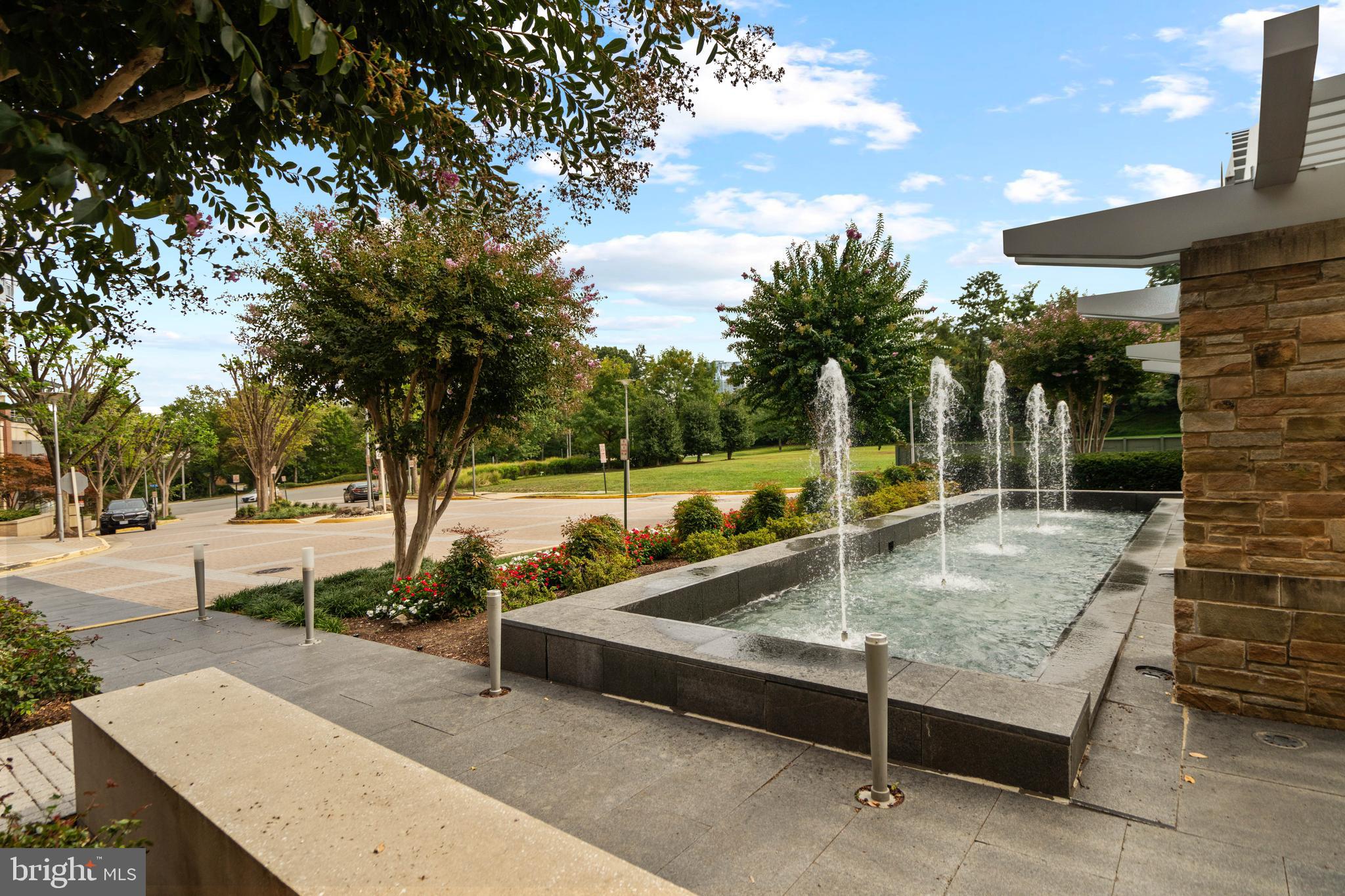 8220 CRESTWOOD HEIGHTS DRIVE 1012