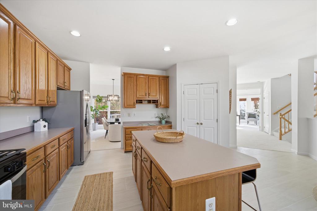 3116 WHITE DAISY PLACE
