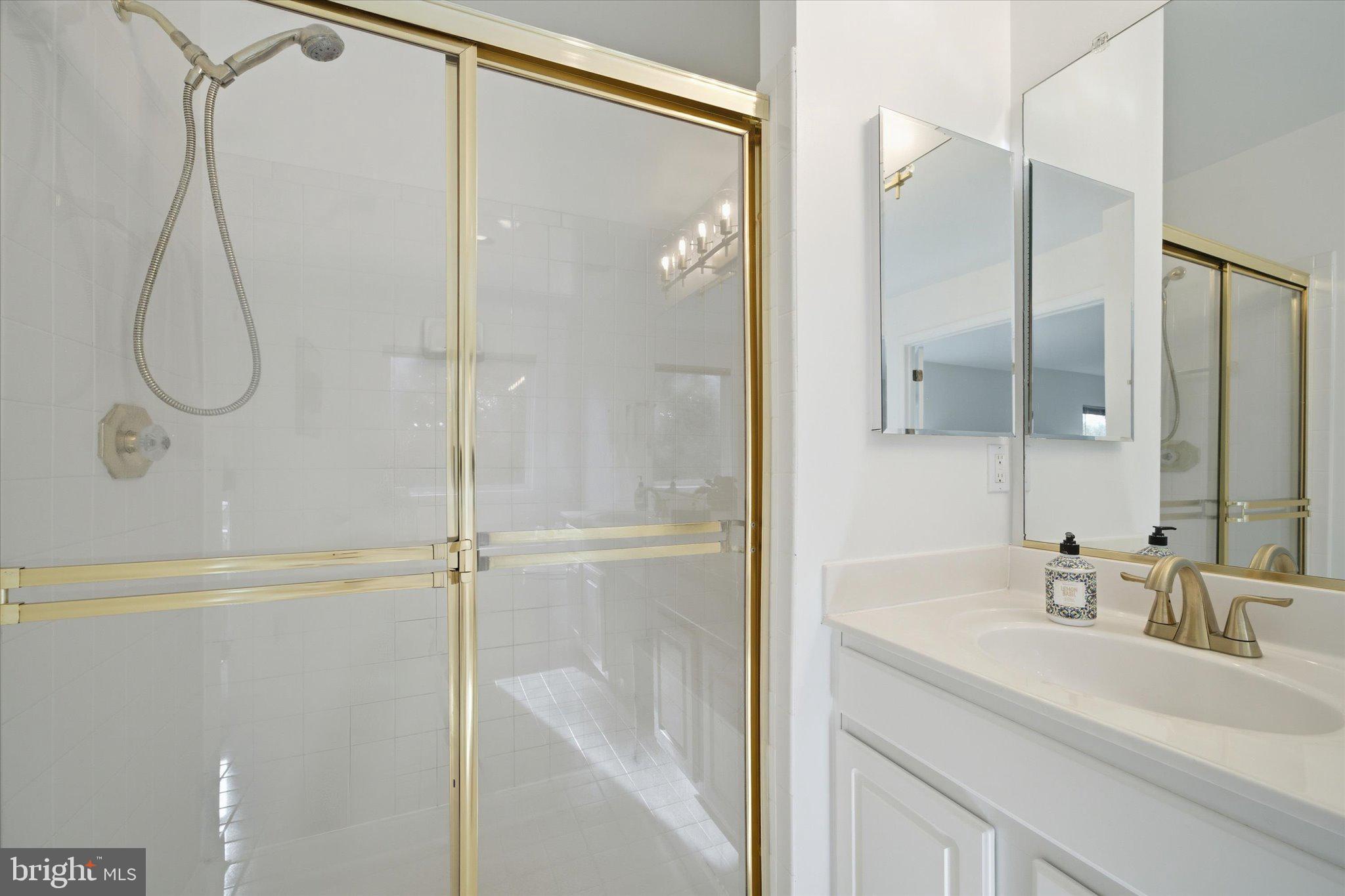 3116 WHITE DAISY PLACE