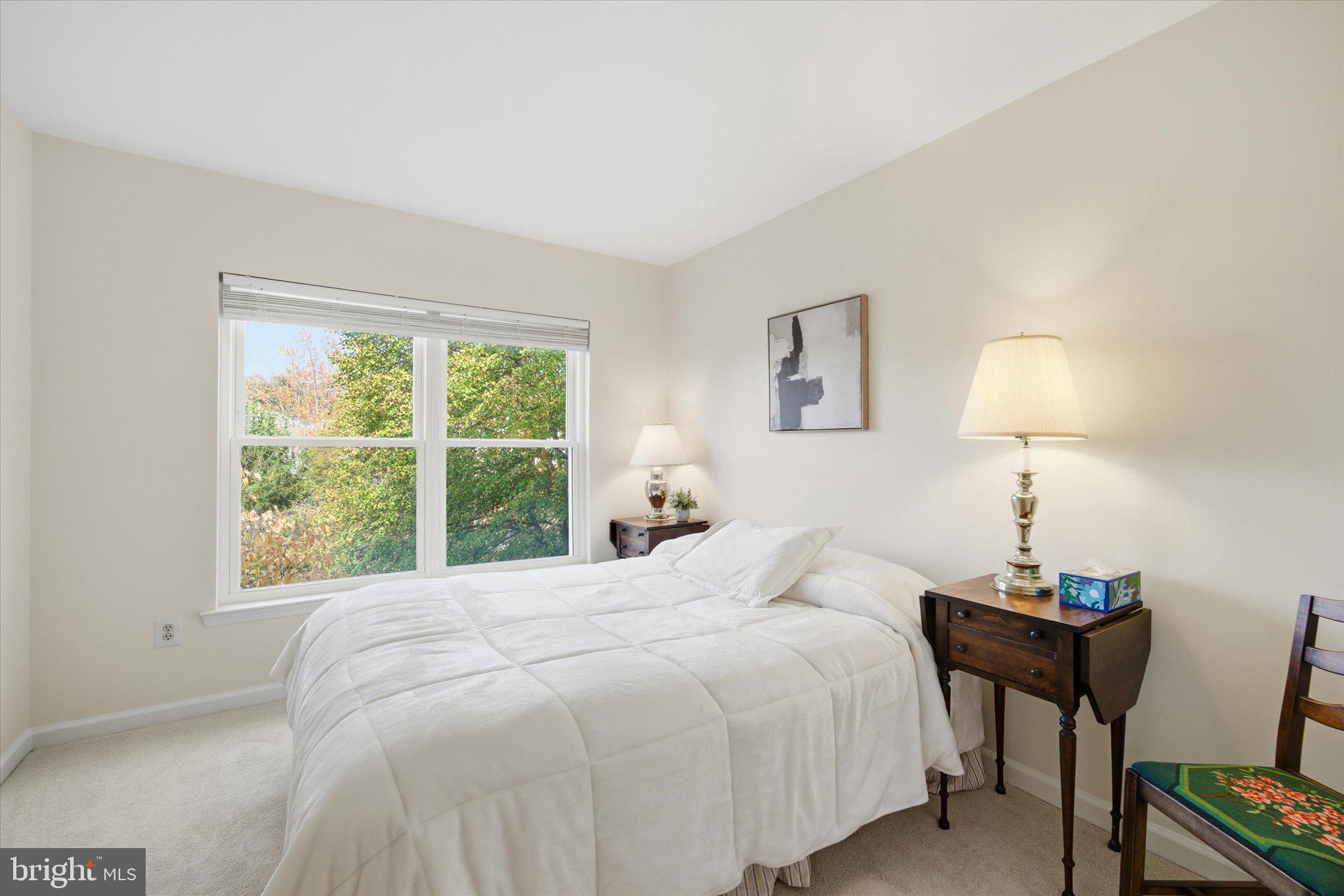 3116 WHITE DAISY PLACE