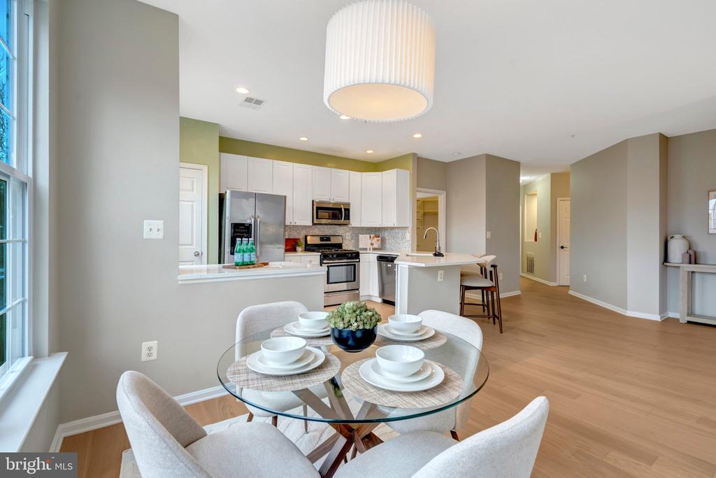 4200 MOZART BRIGADE LANE Q