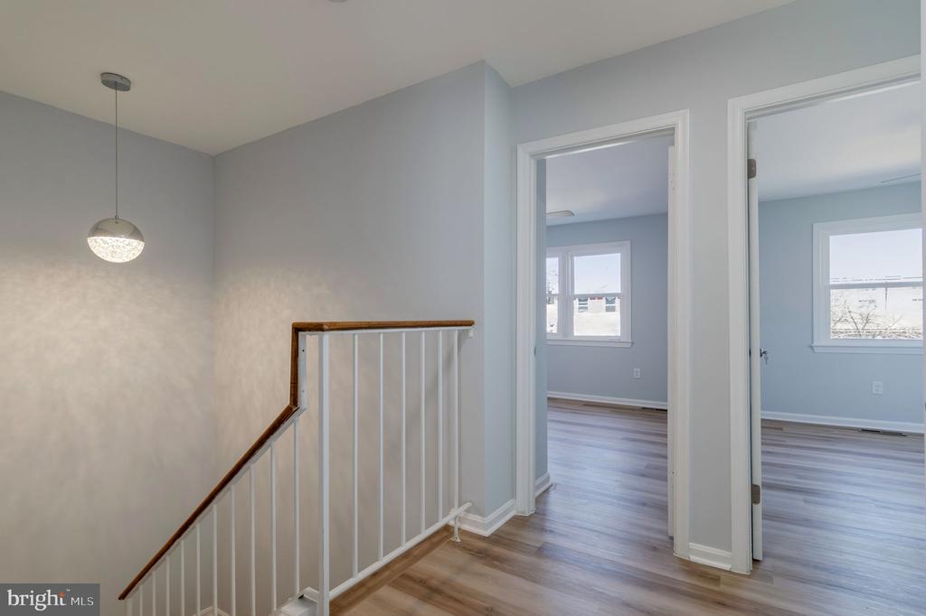 412 MAGNOLIA COURT