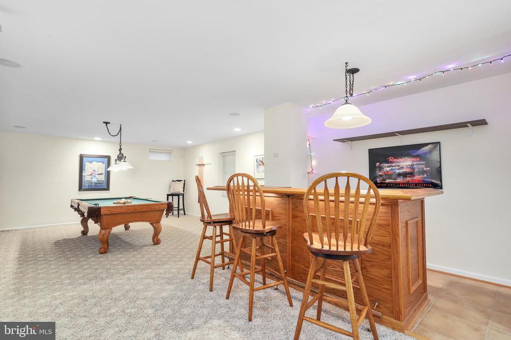 802 CASLA COURT SE