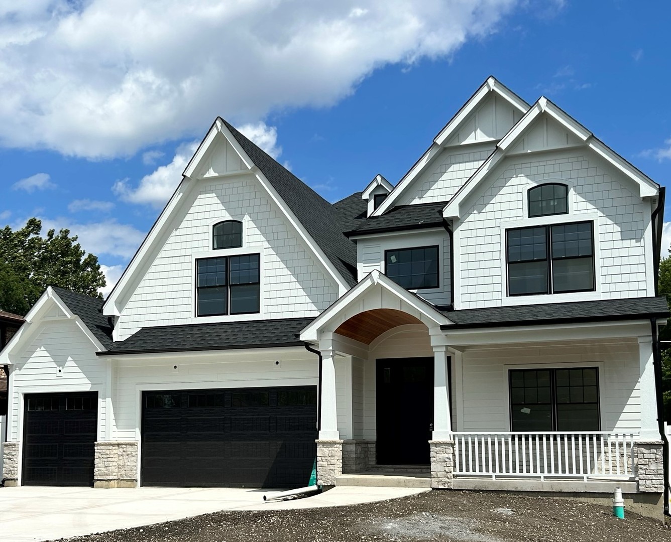 121 E Grantley Avenue