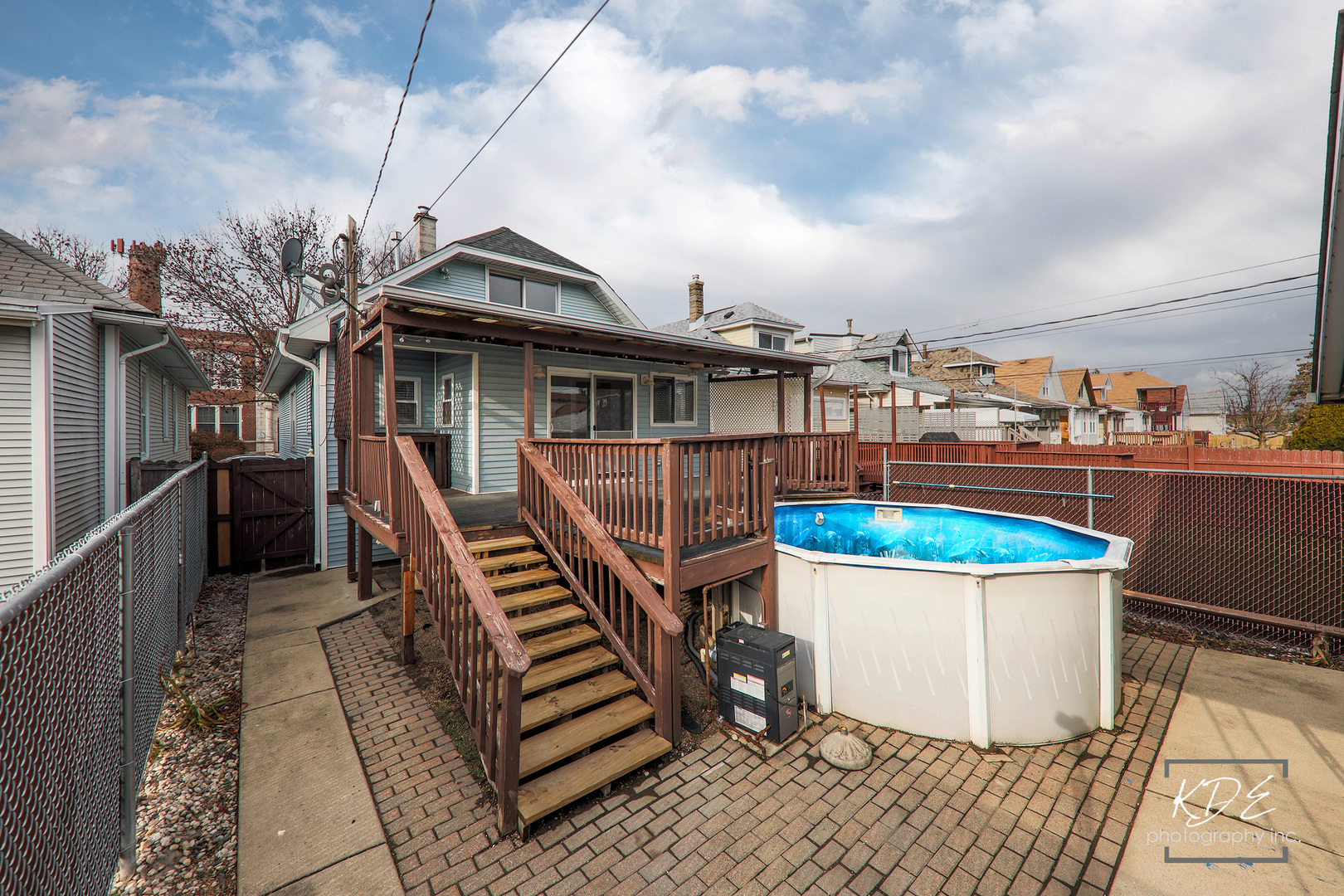 3829 N New England Avenue