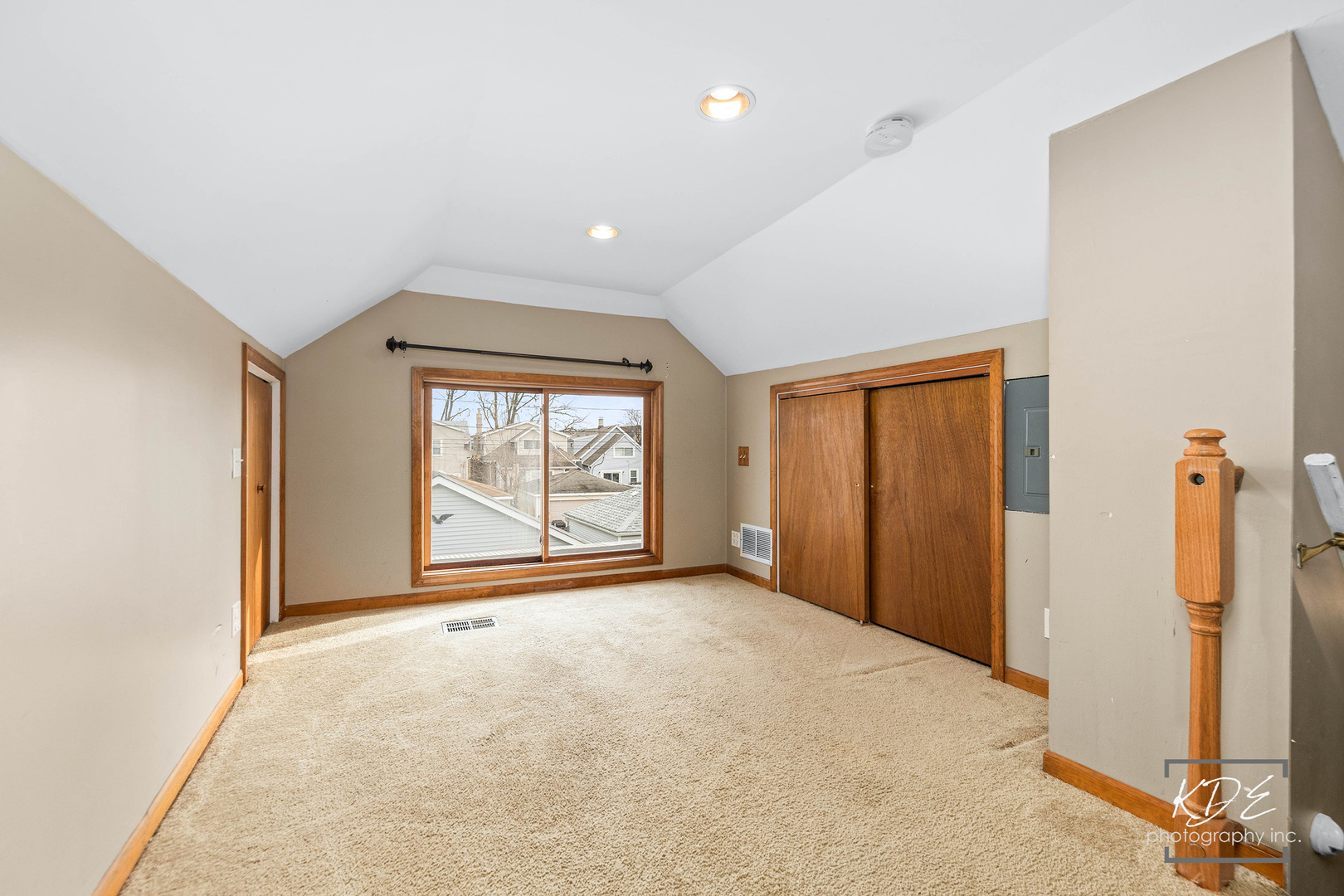 3829 N New England Avenue