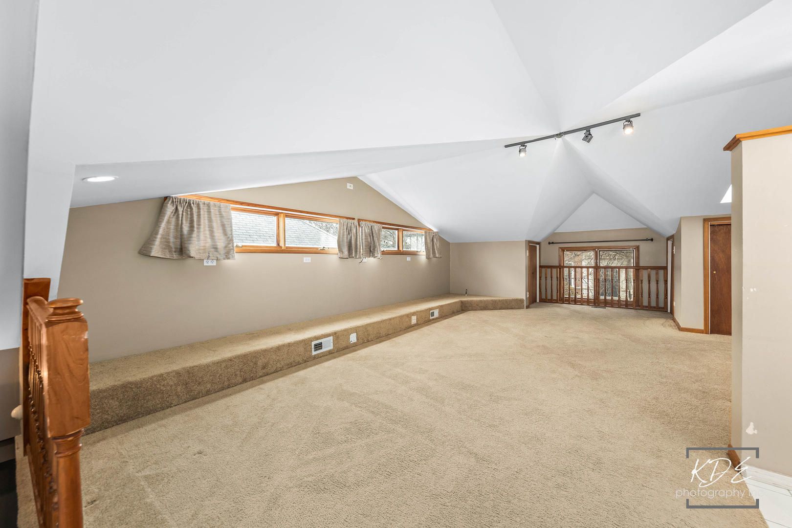 3829 N New England Avenue