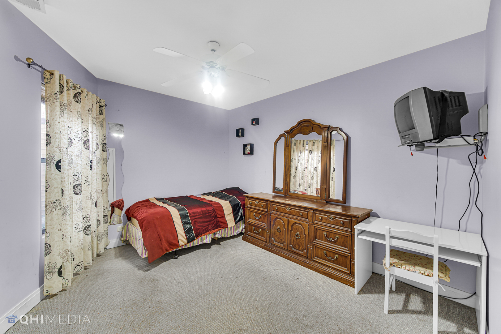 2714 W Peterson Avenue