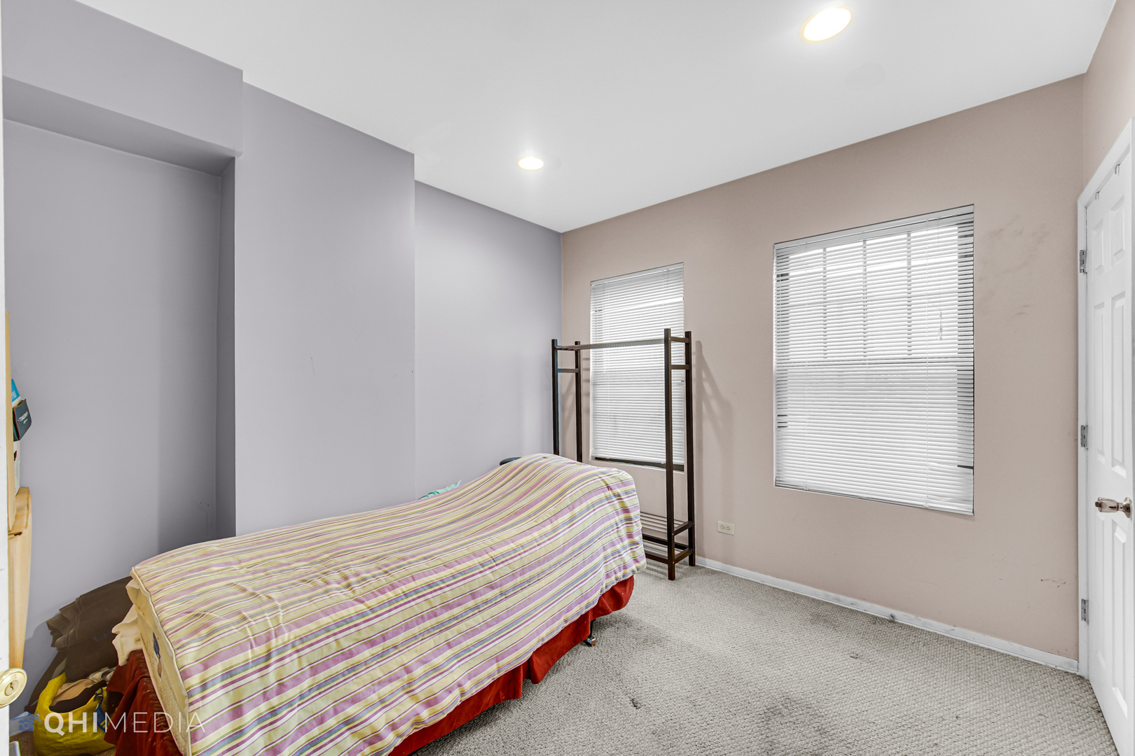 2714 W Peterson Avenue