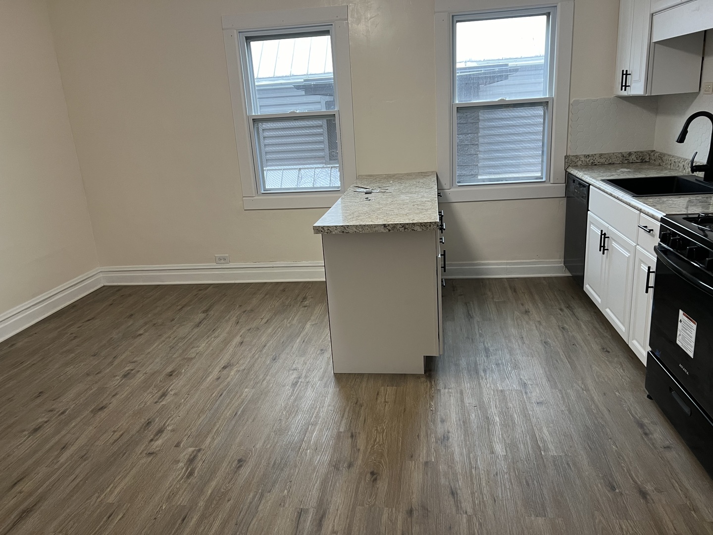 1623 Greenleaf Street Unit: 2